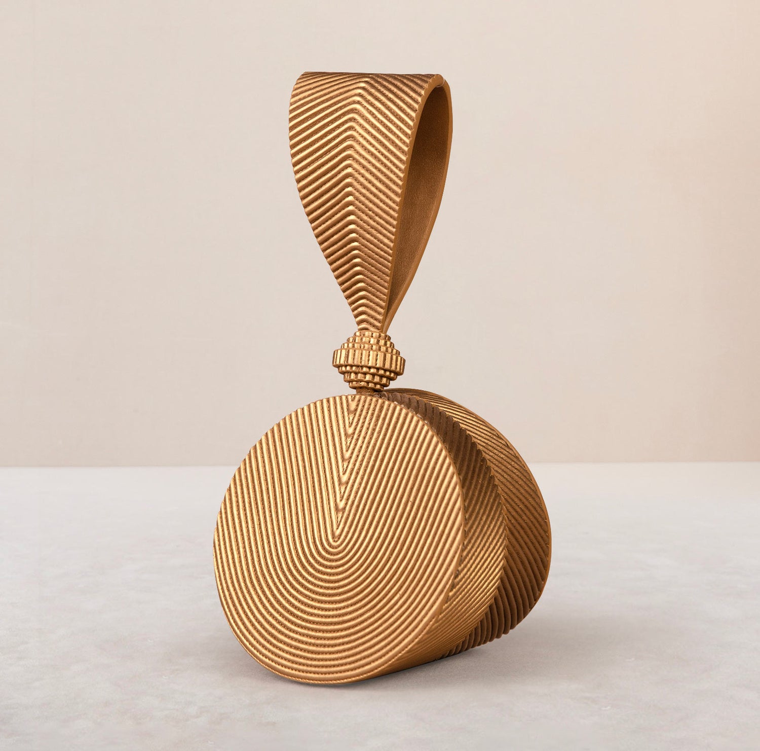 Faux Lether Reeza Wristlet Bag – Metallics