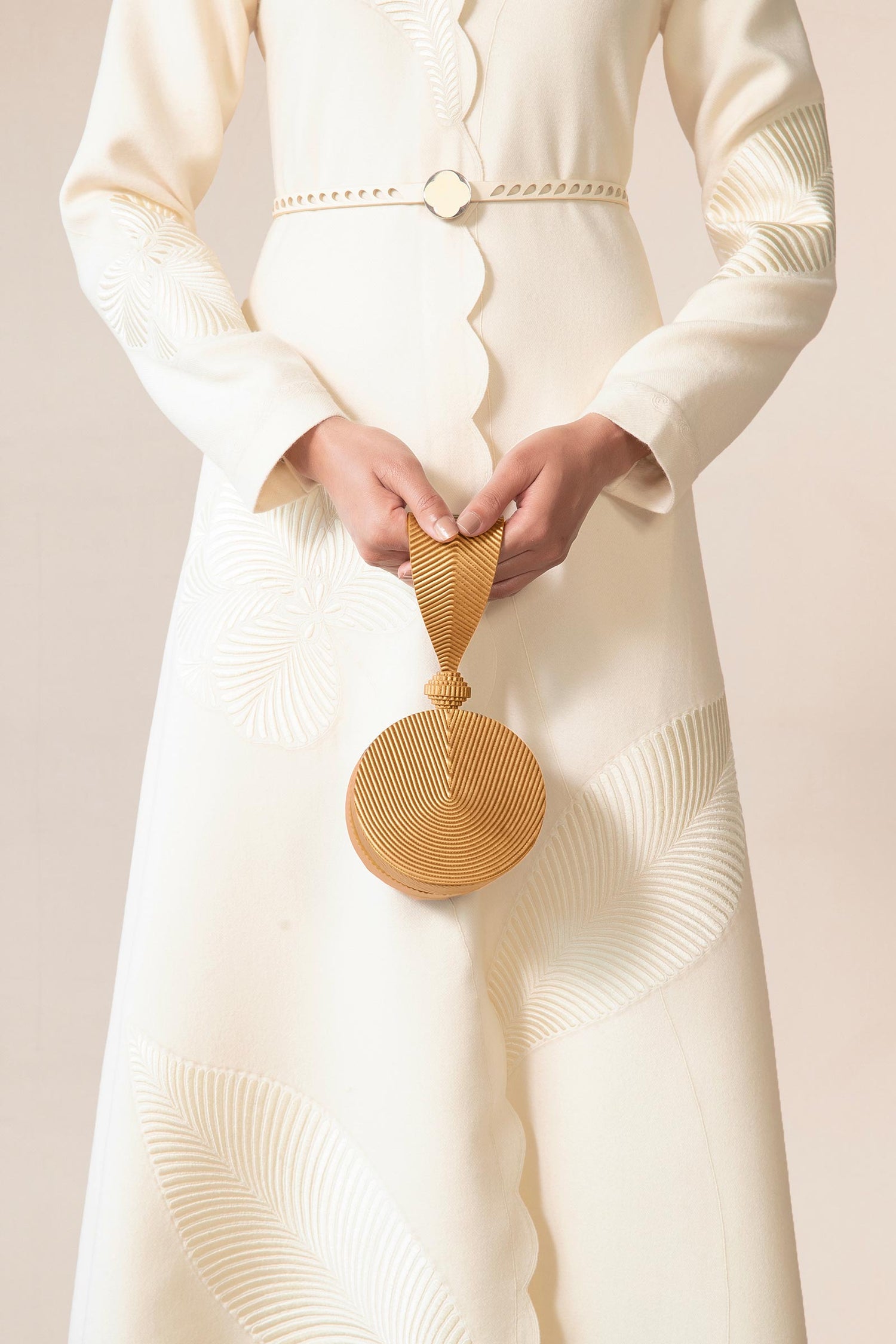 Faux Lether Reeza Wristlet Bag – Metallics