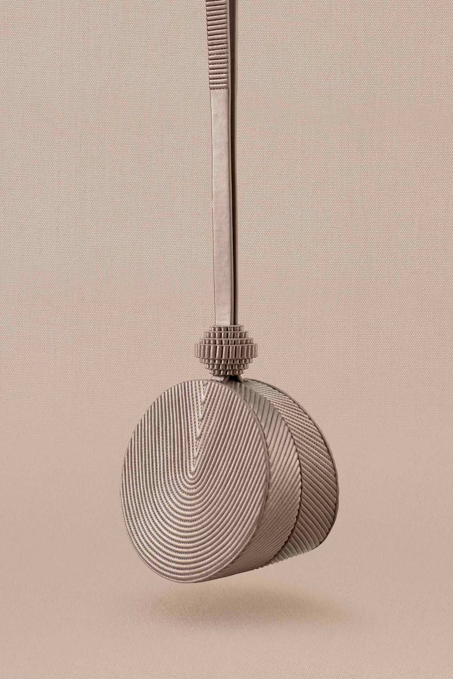 Faux Leather Linea Sling Bag – Metallics