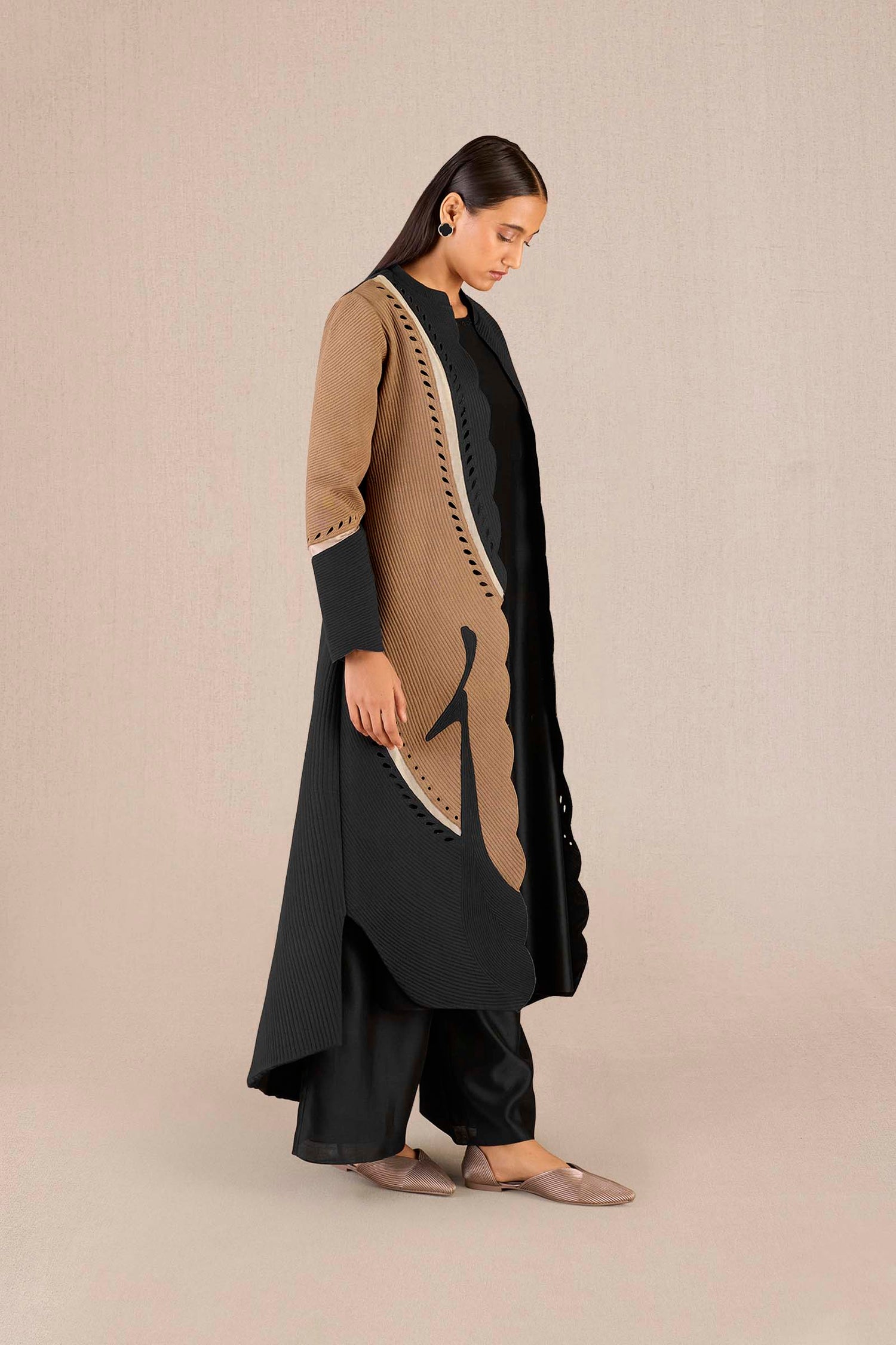 Chanderi Asira Jacket Set – Black