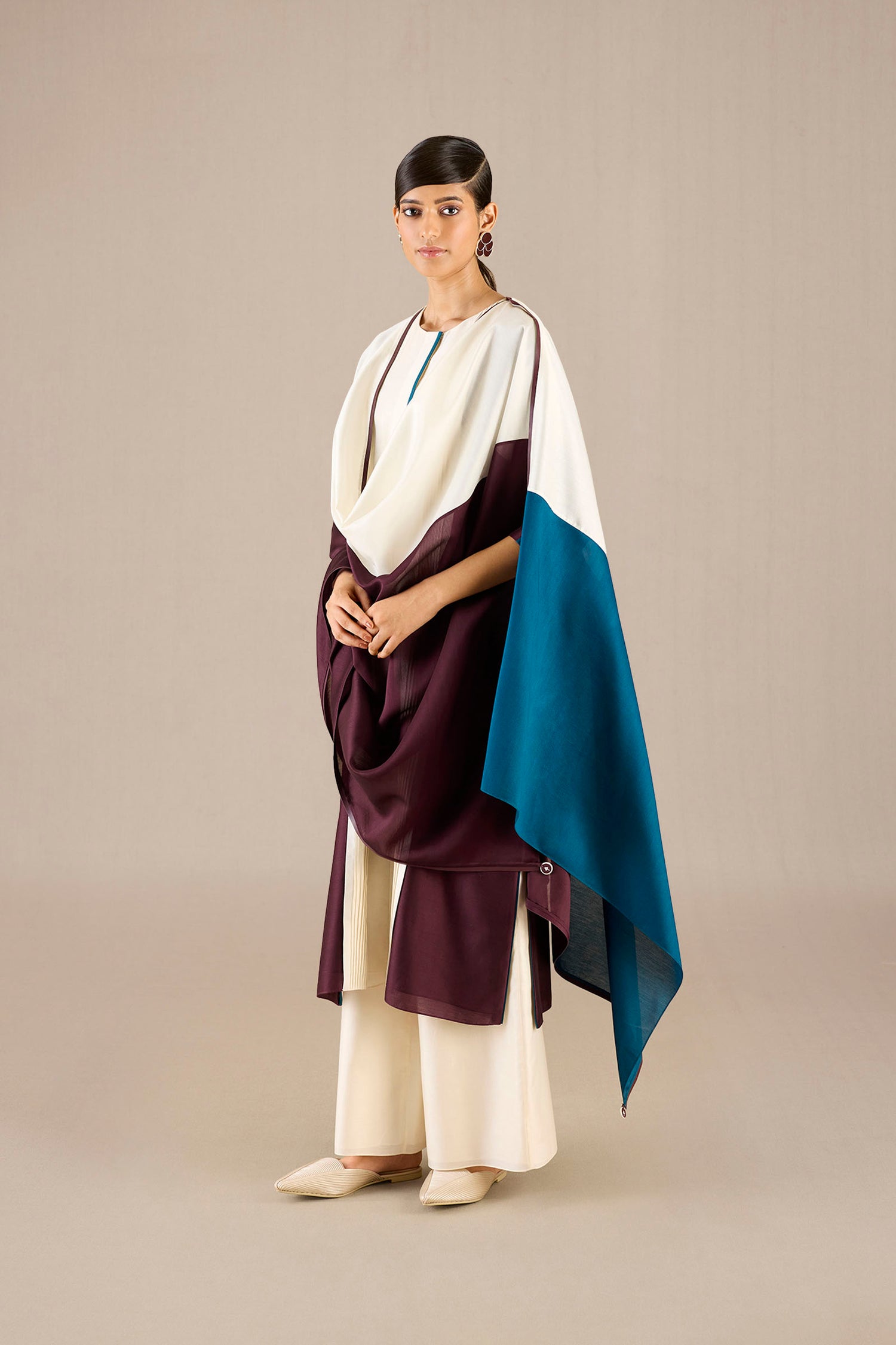 Chanderi Araiah Kurta Set – Red