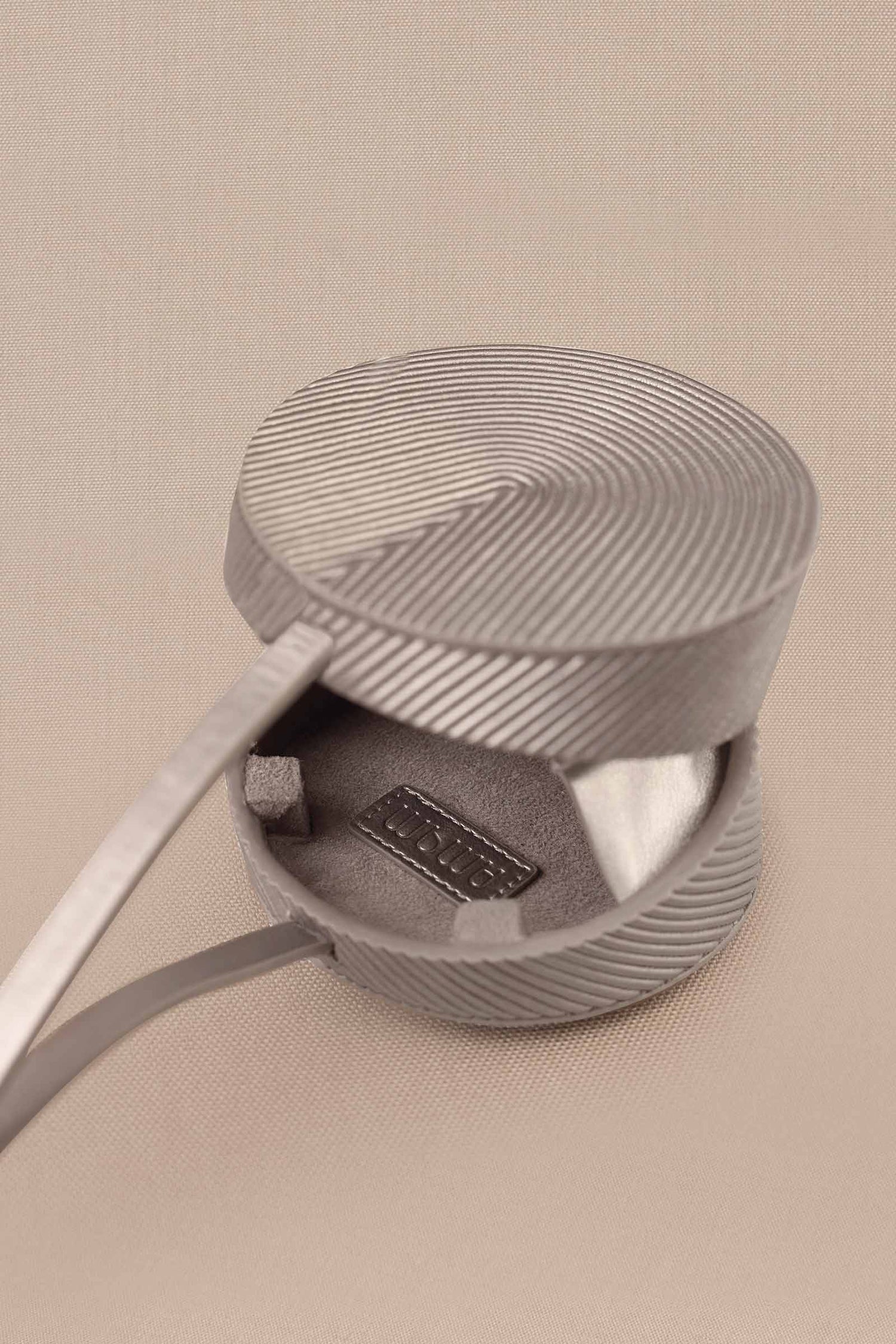 Faux Leather Linea Sling Bag – Metallics