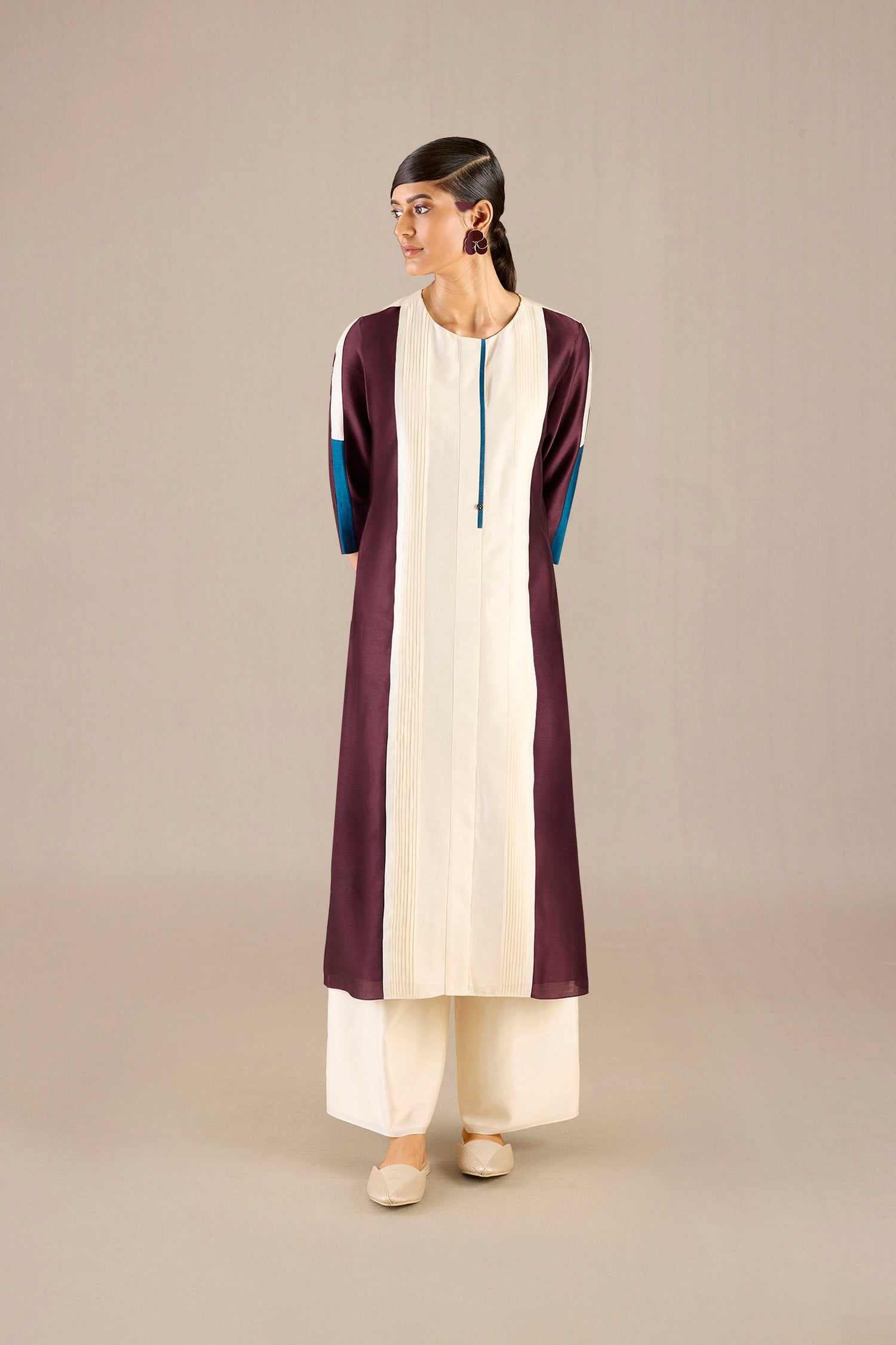 Chanderi Araiah Kurta Set – Red