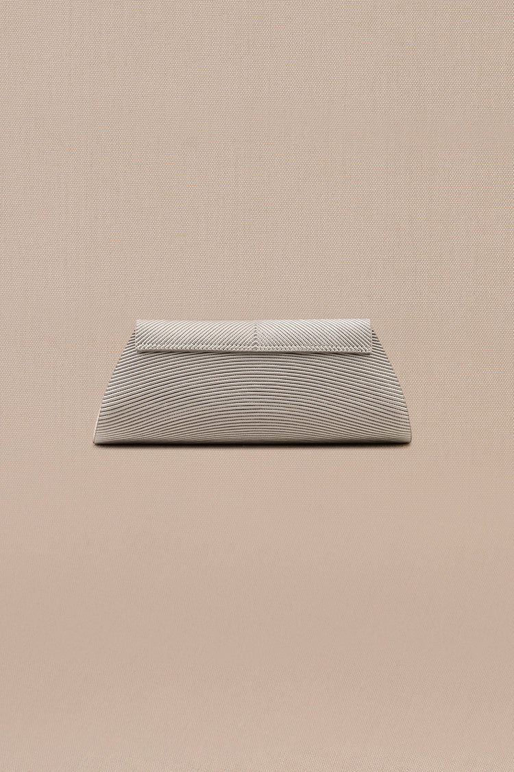 Reba Clutch