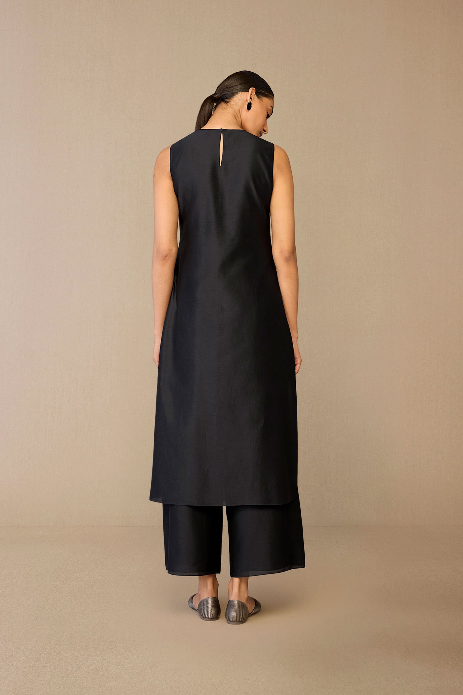 Silk Arisa Jacket Set – Black