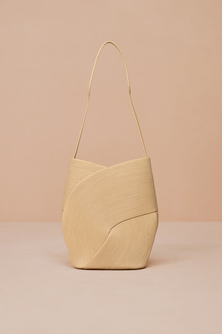 Ilian Shoulder Bag