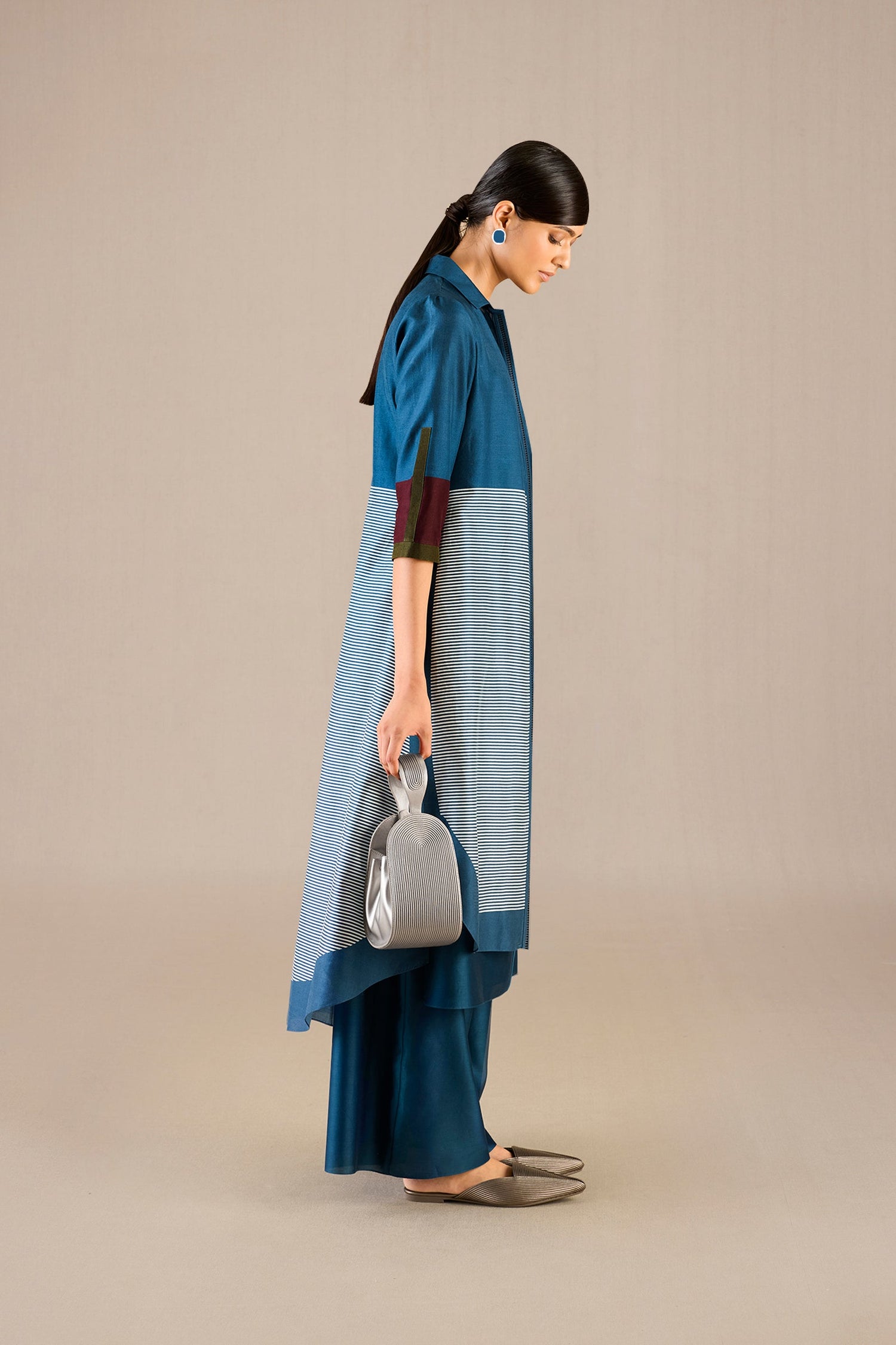 Faux Leather Nésara Bucket Bag – Metallics