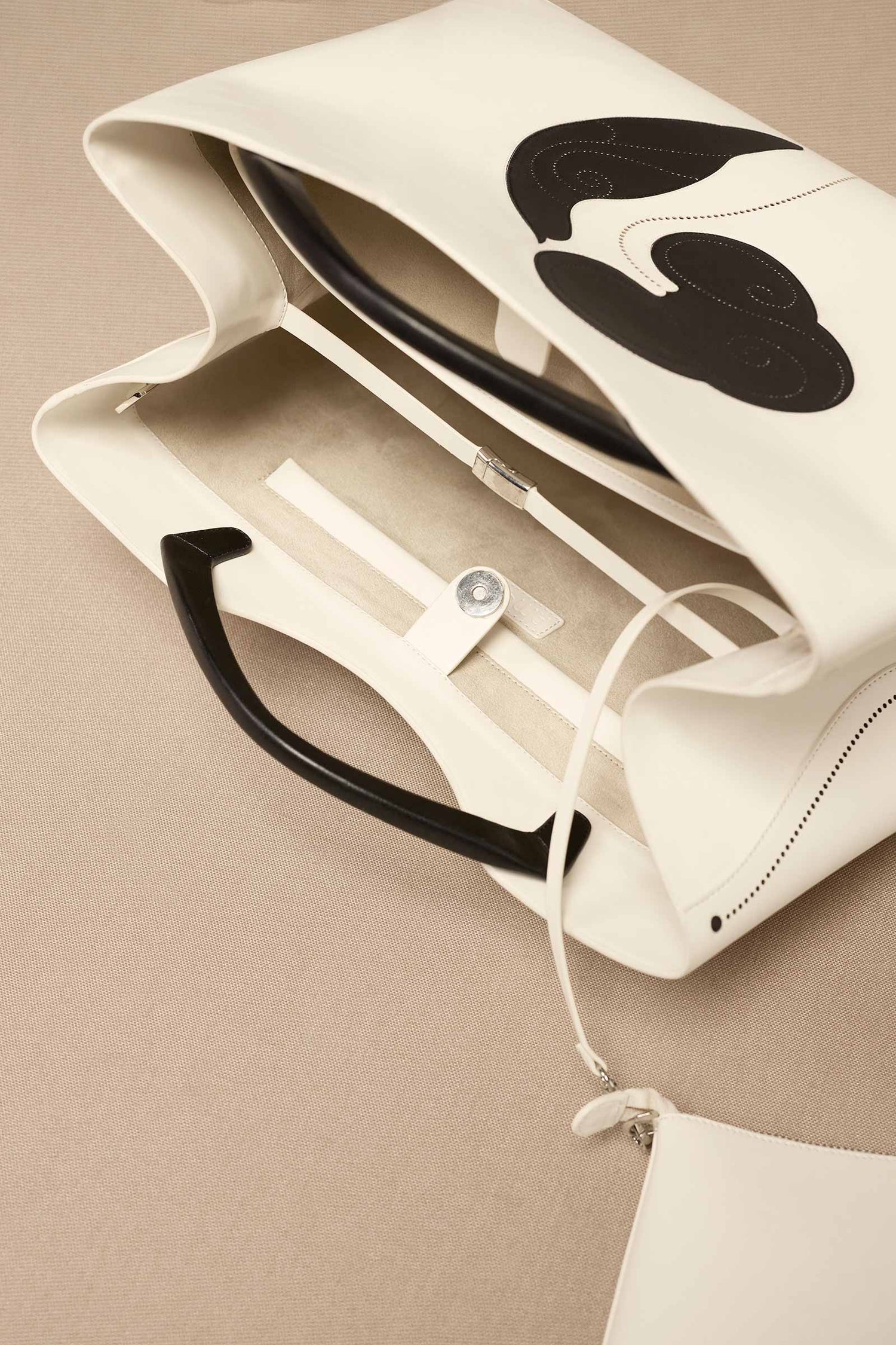 Faux Lether Dilbandi Tote Bag – Ivory