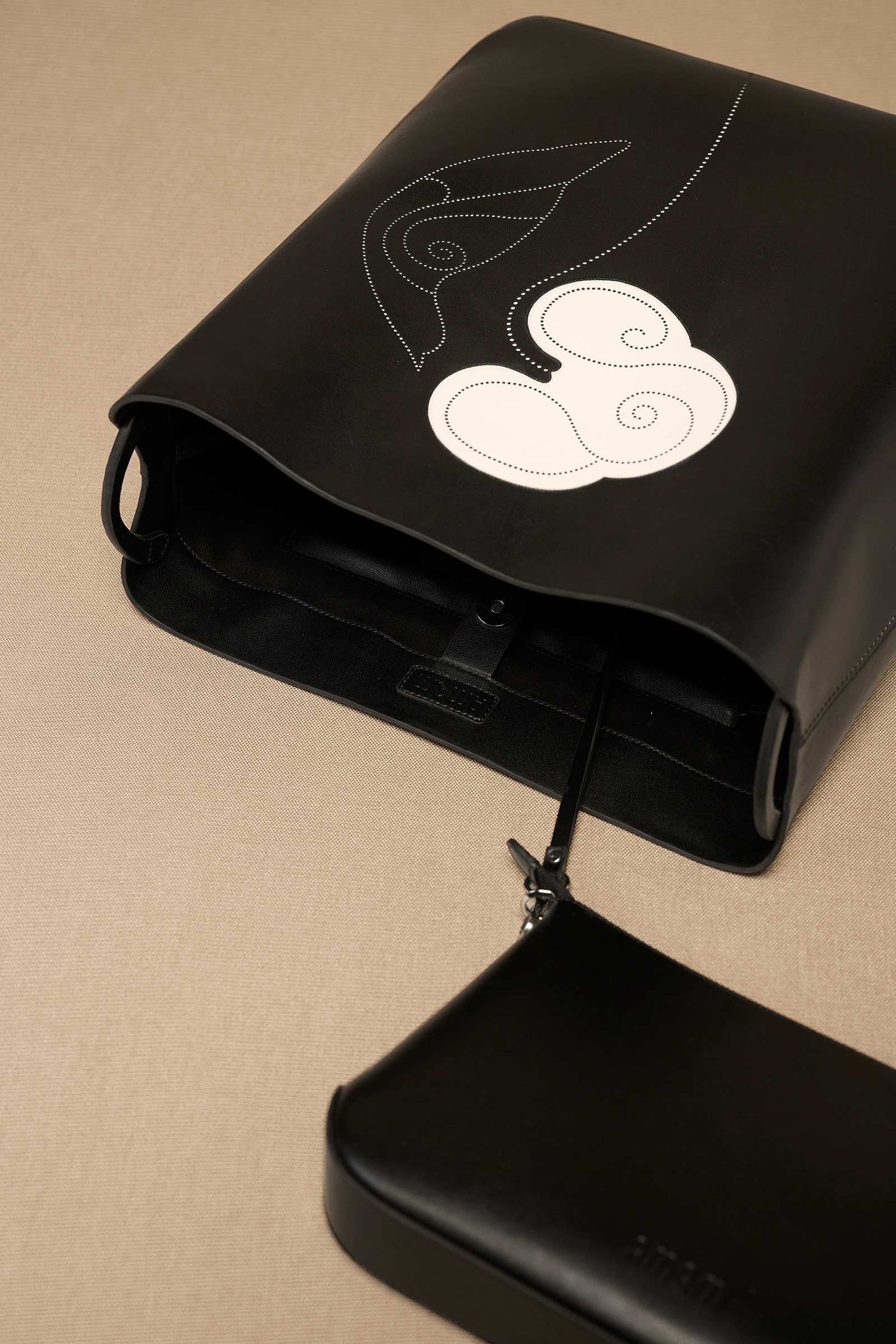 Faux Lether Dilchaspi Shoulder Bag – Black