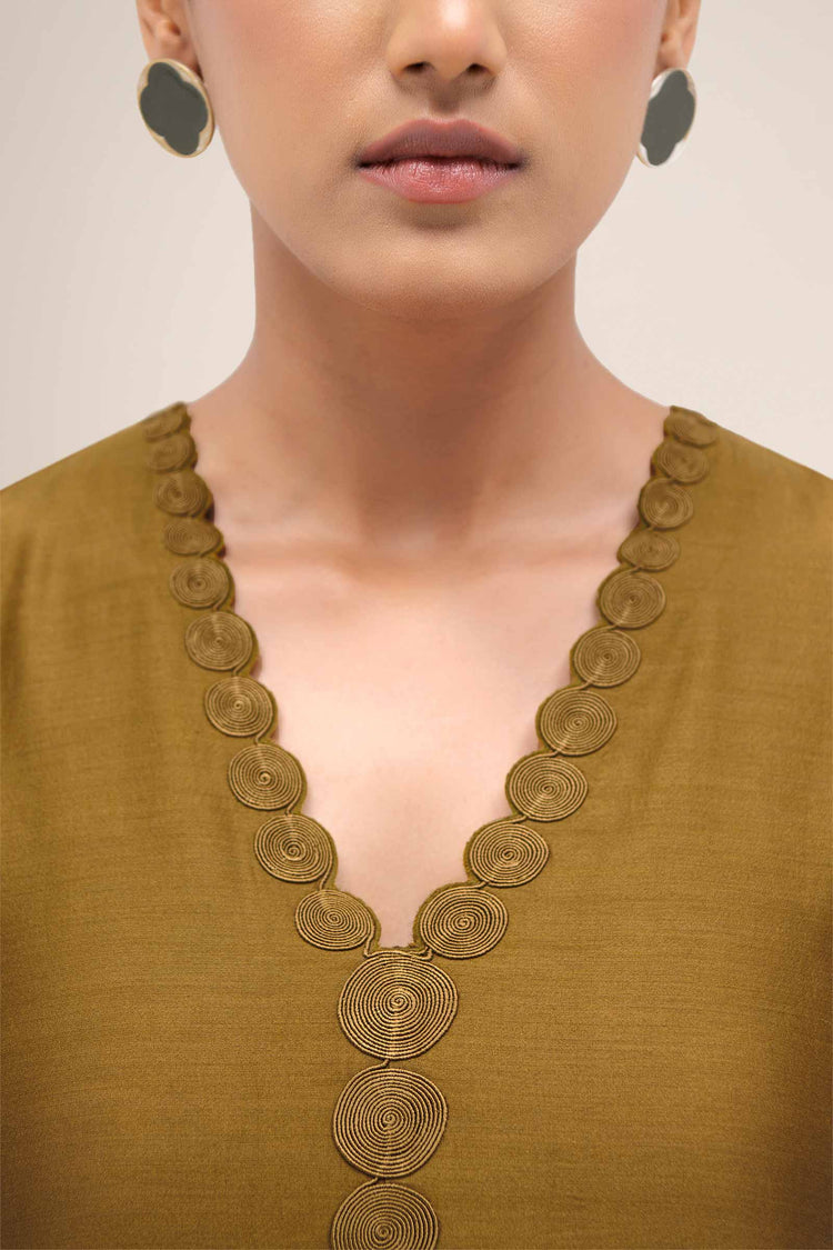 Naghma Kurta Set