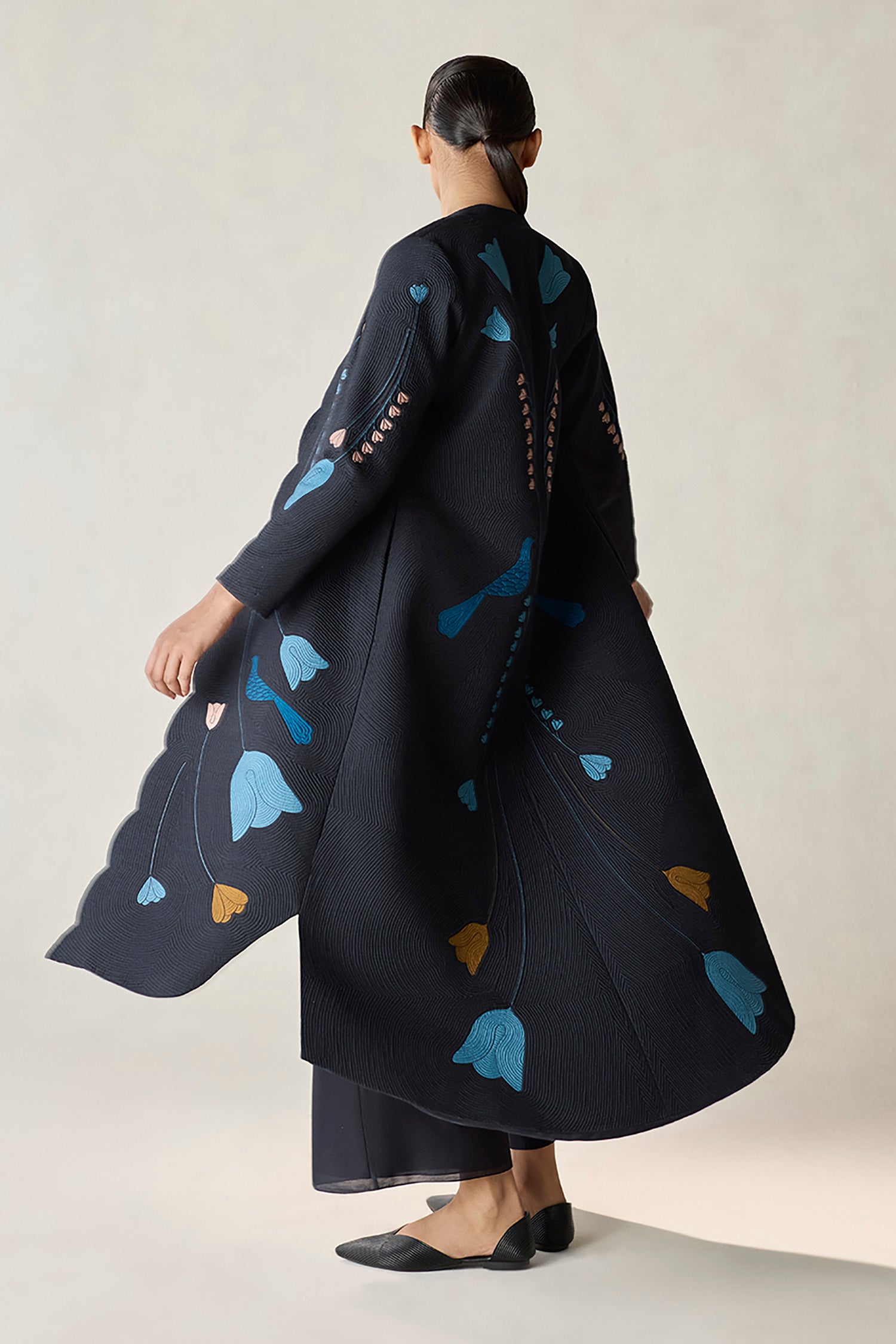 Silk Arisa Jacket Set – Black