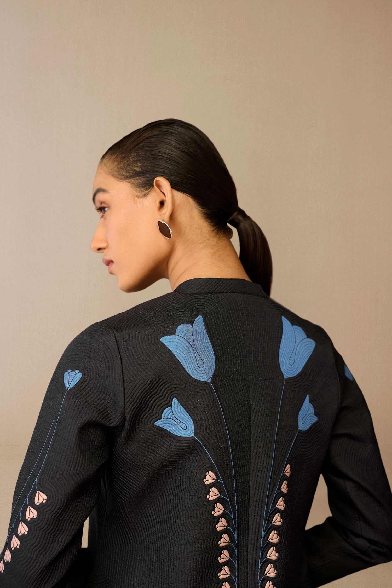 Silk Arisa Jacket Set – Black