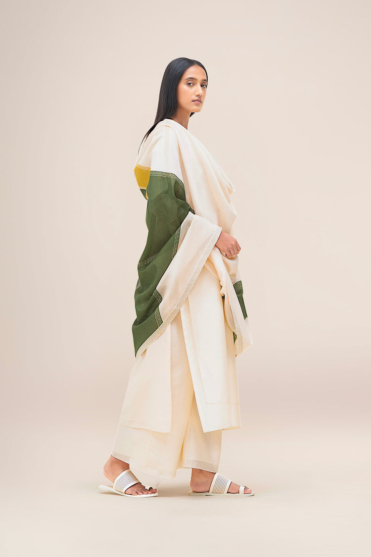 Koyal Kurta Set