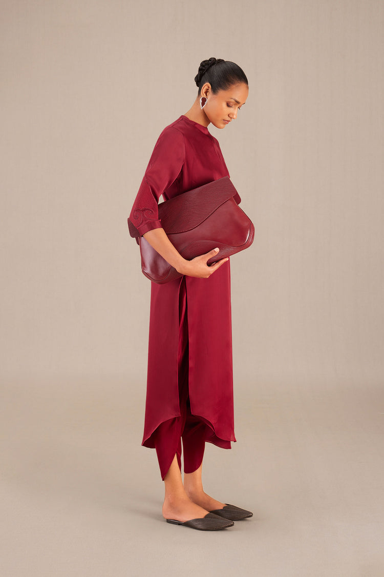Aniyah Oversized Clutch