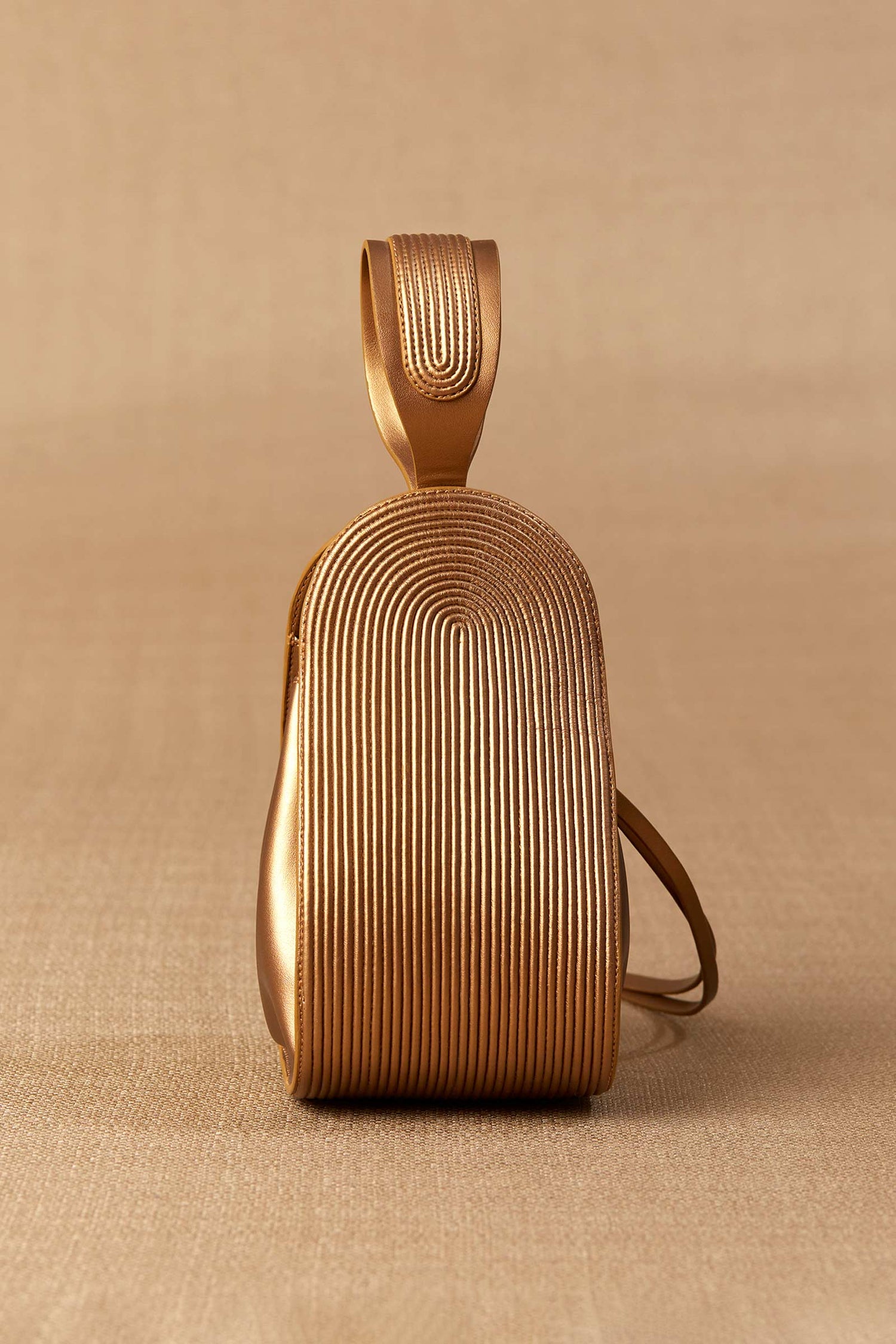 Faux Leather Nésara Bucket Bag – Metallics