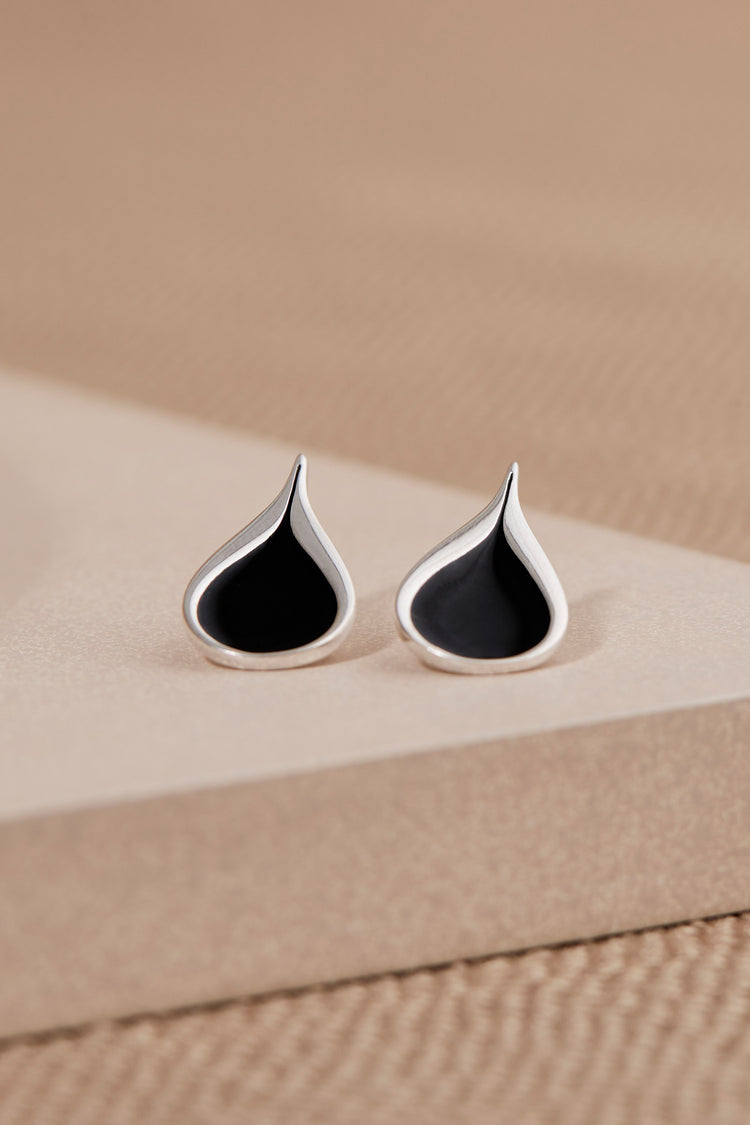 Indira Earrings - Black
