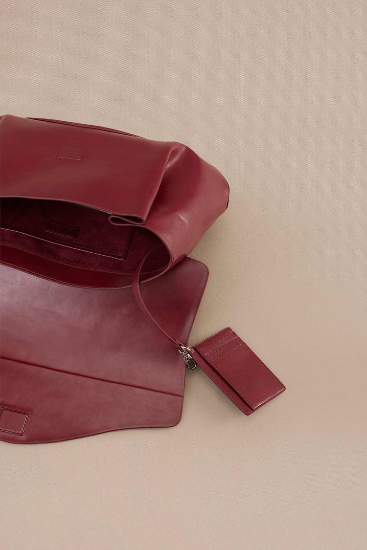 Aniyah Oversized Clutch