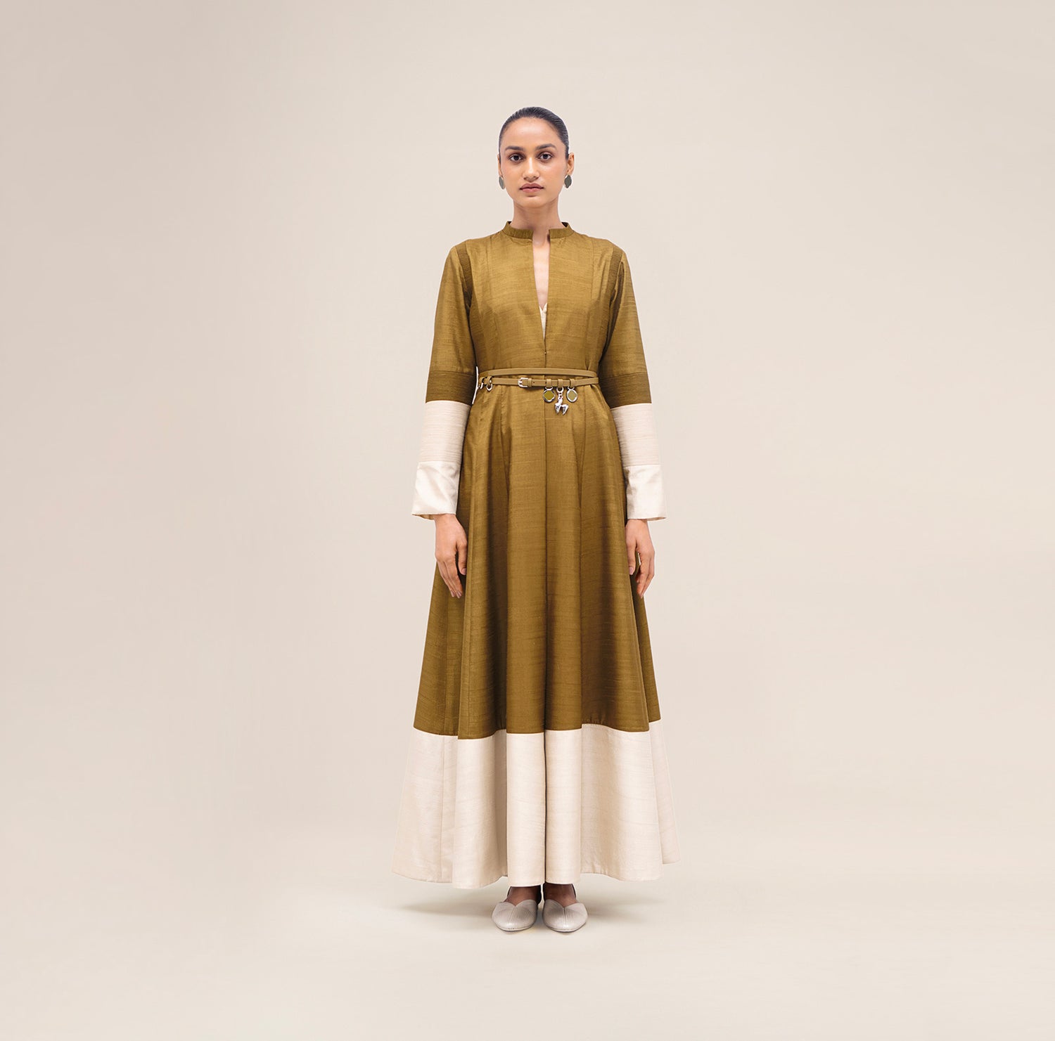 Silk Zahra Abaya Set – Green