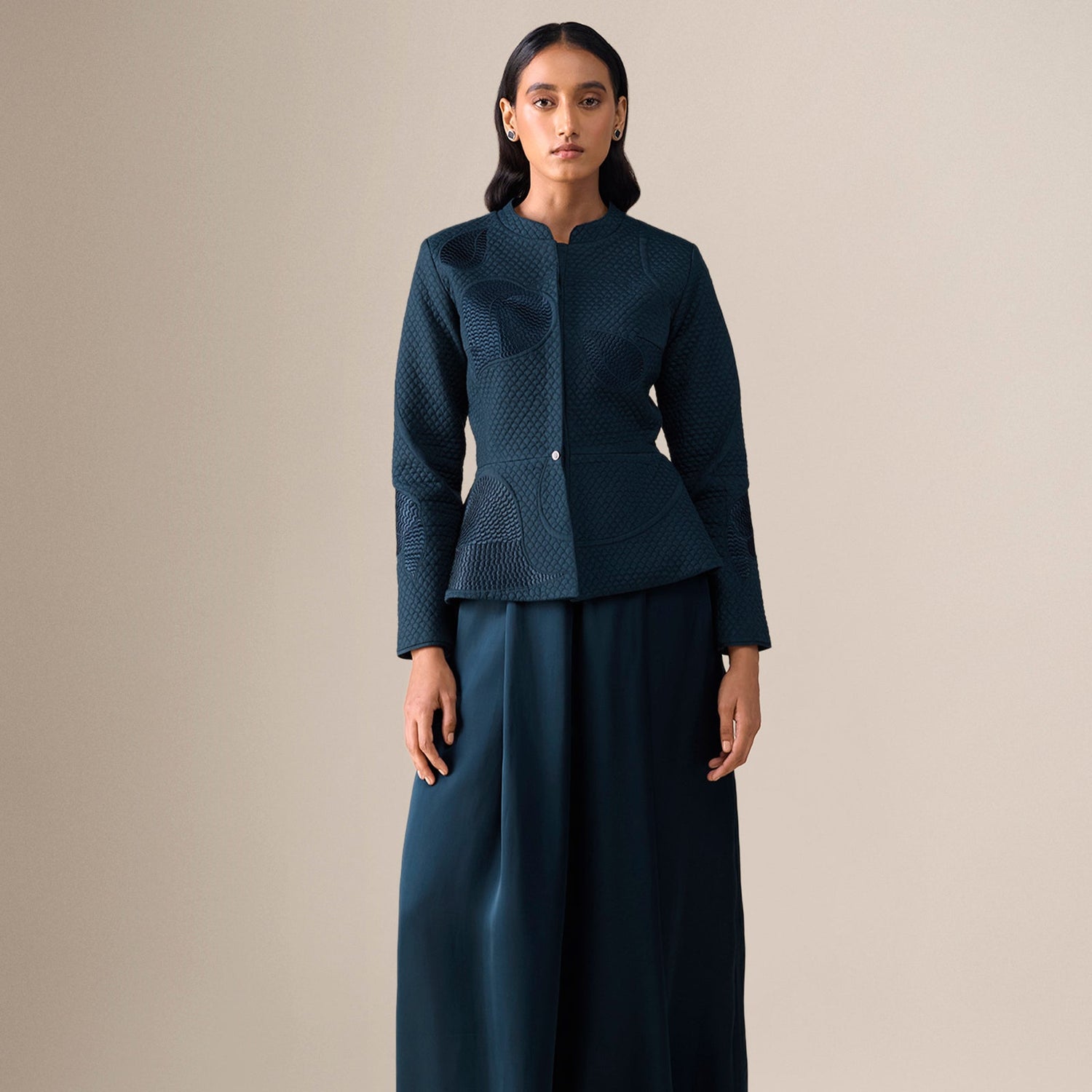  Silk Valla Jacket Set – Black