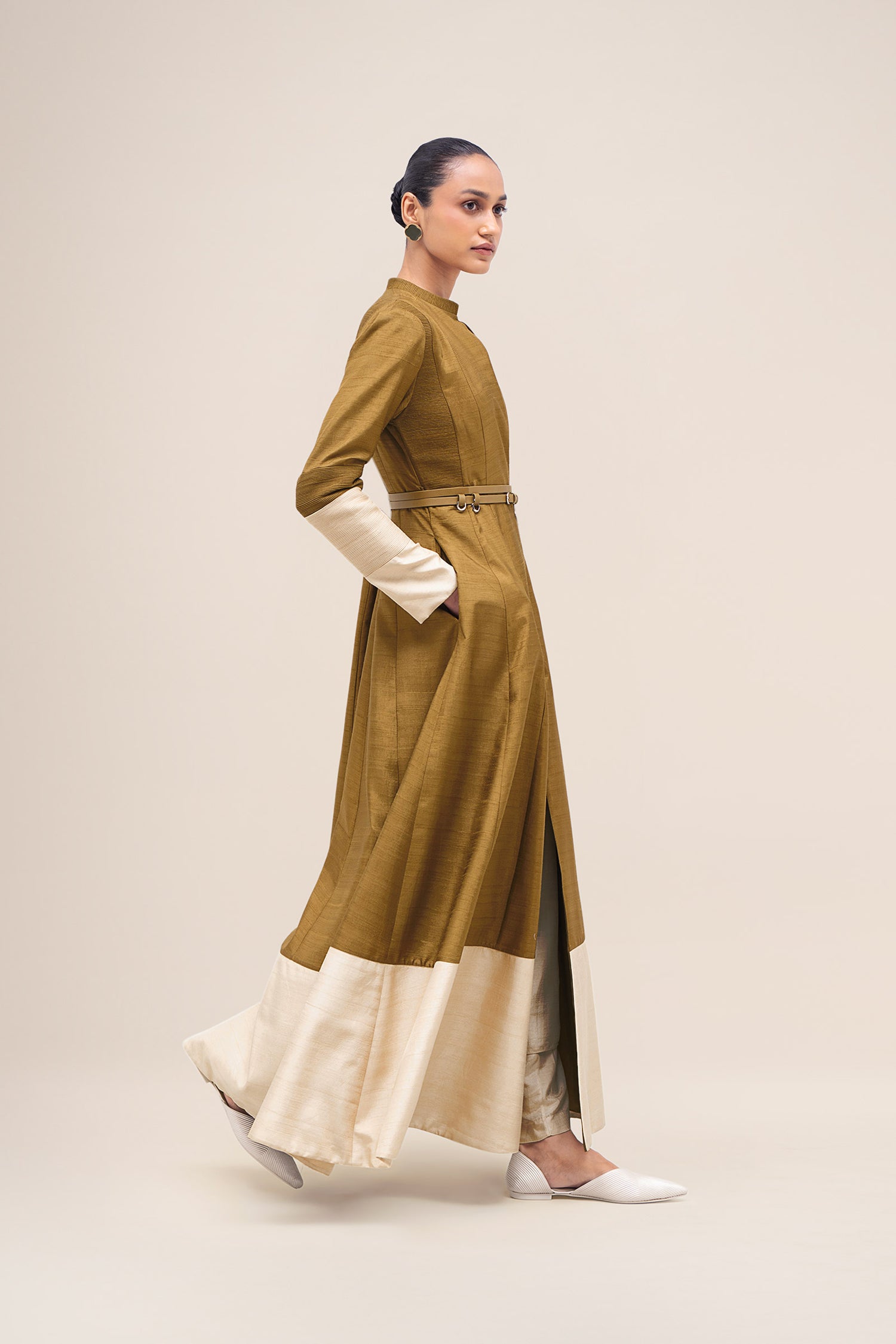  Silk Zahra Abaya Set – Green
