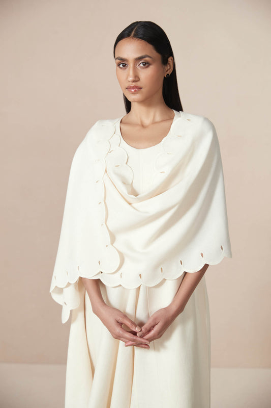 Wool Dahlia Scarf – Ivory