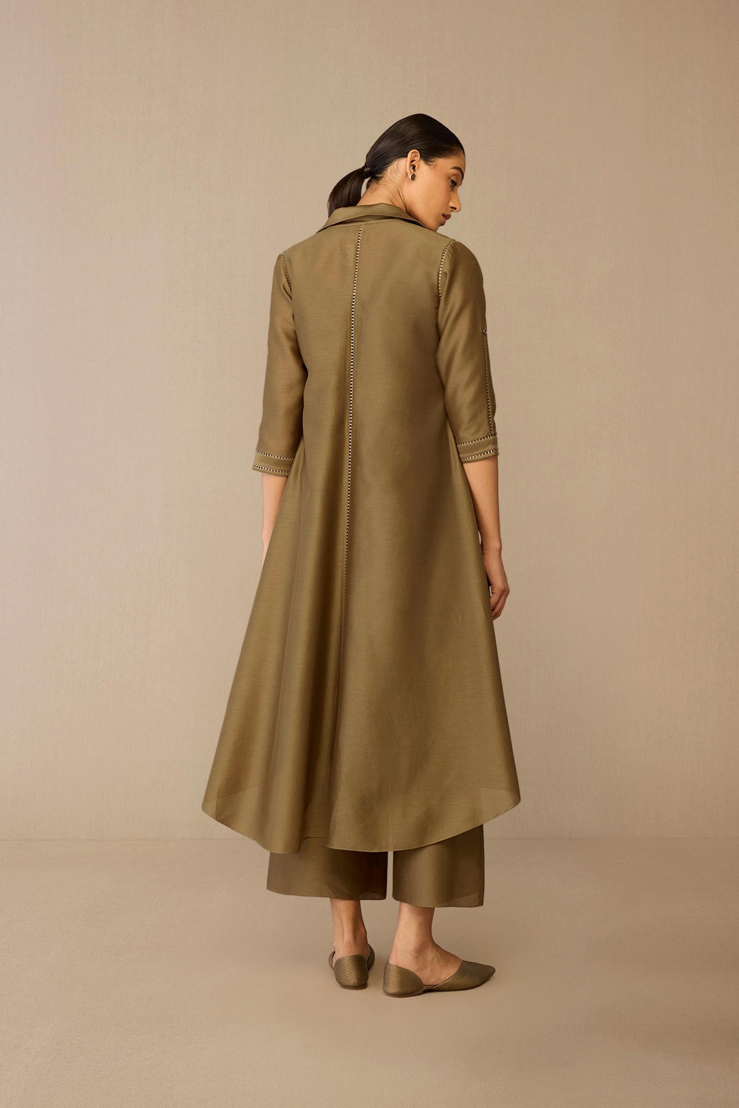  Chanderi Kasra Jacket Set – Grey