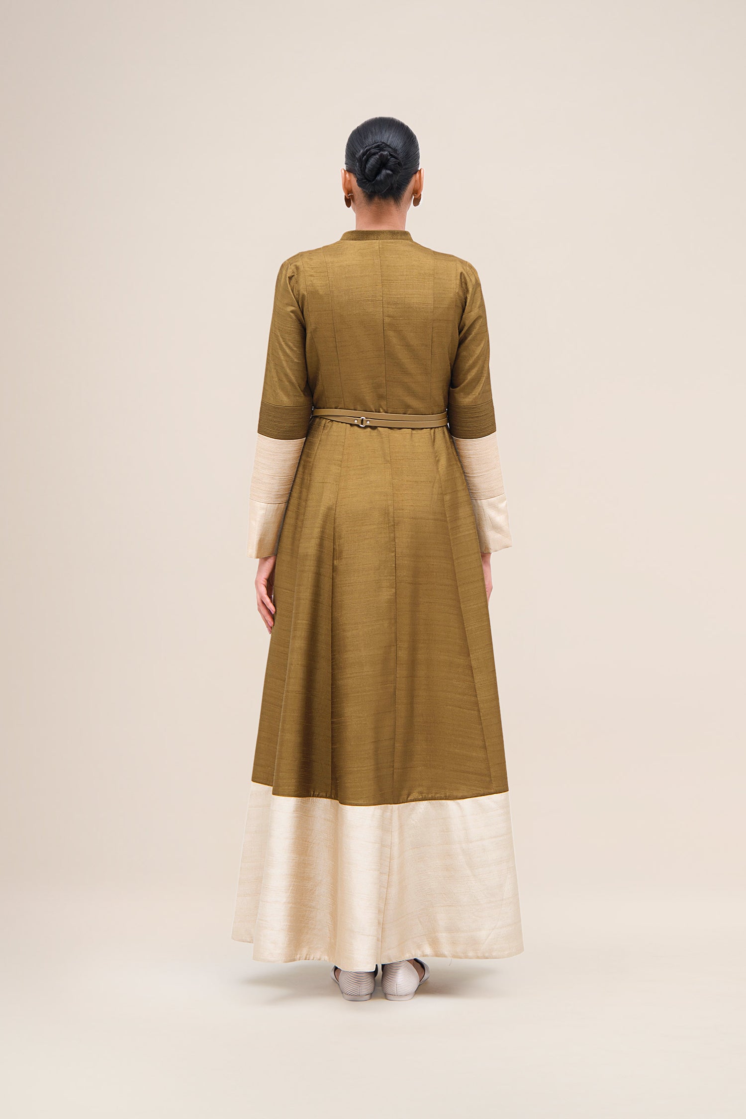  Silk Zahra Abaya Set – Green