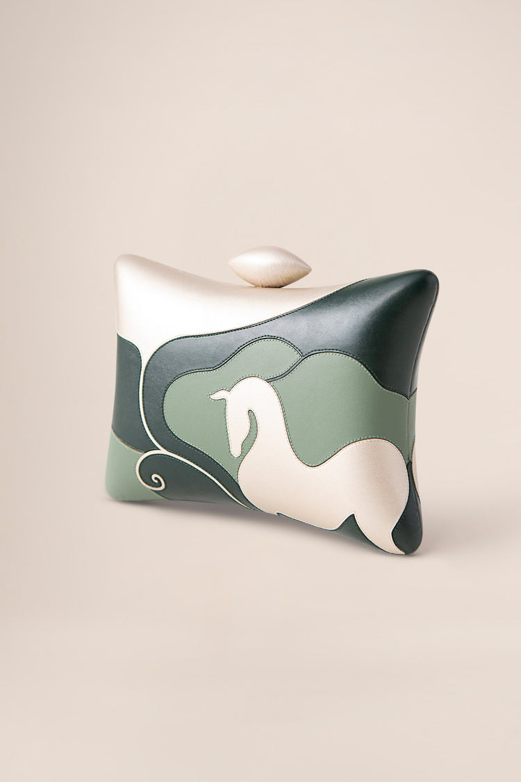 Aasma Clutch