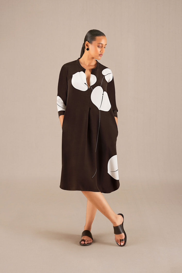 Veeda Dress - Dark Brown 