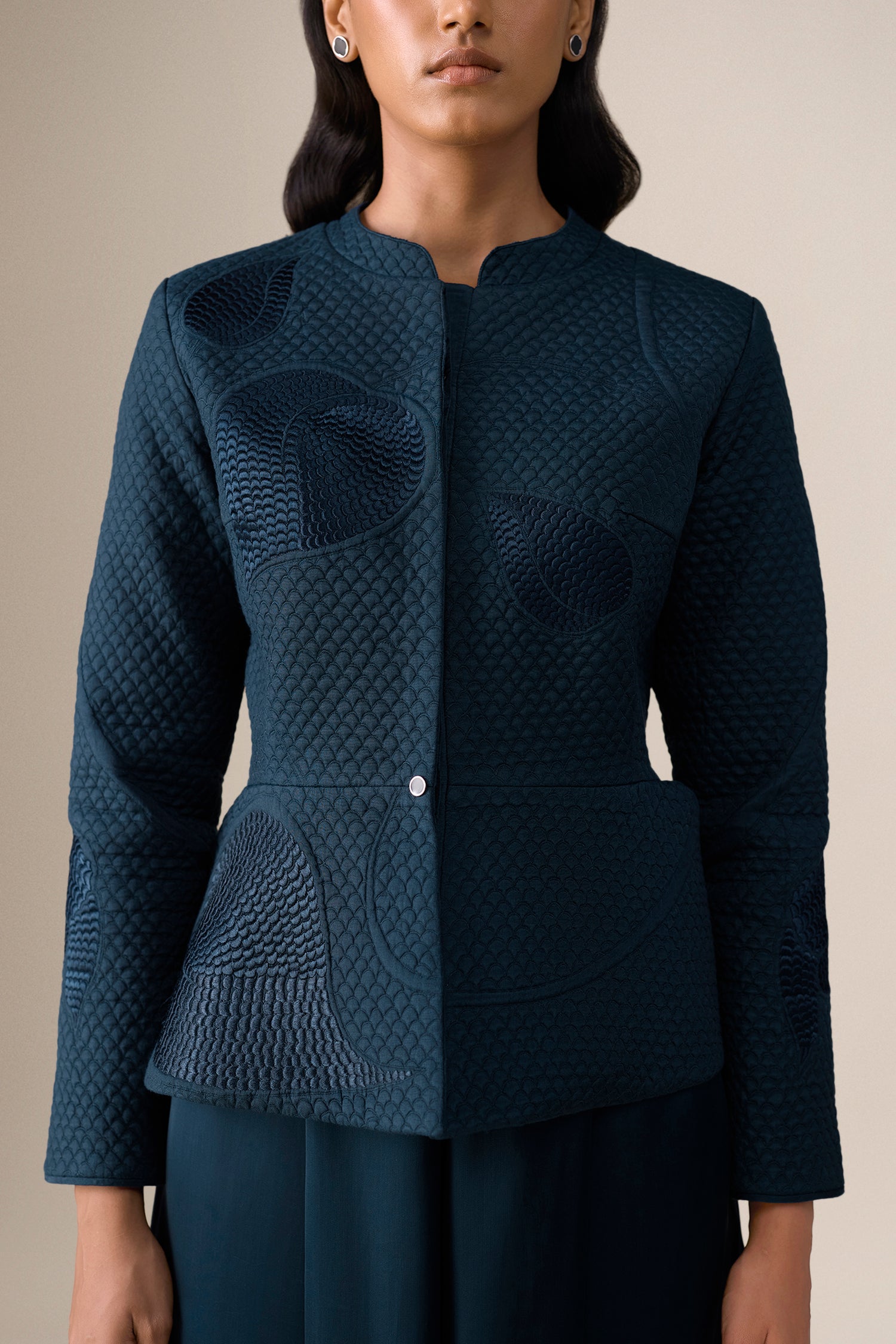  Silk Valla Jacket Set – Black