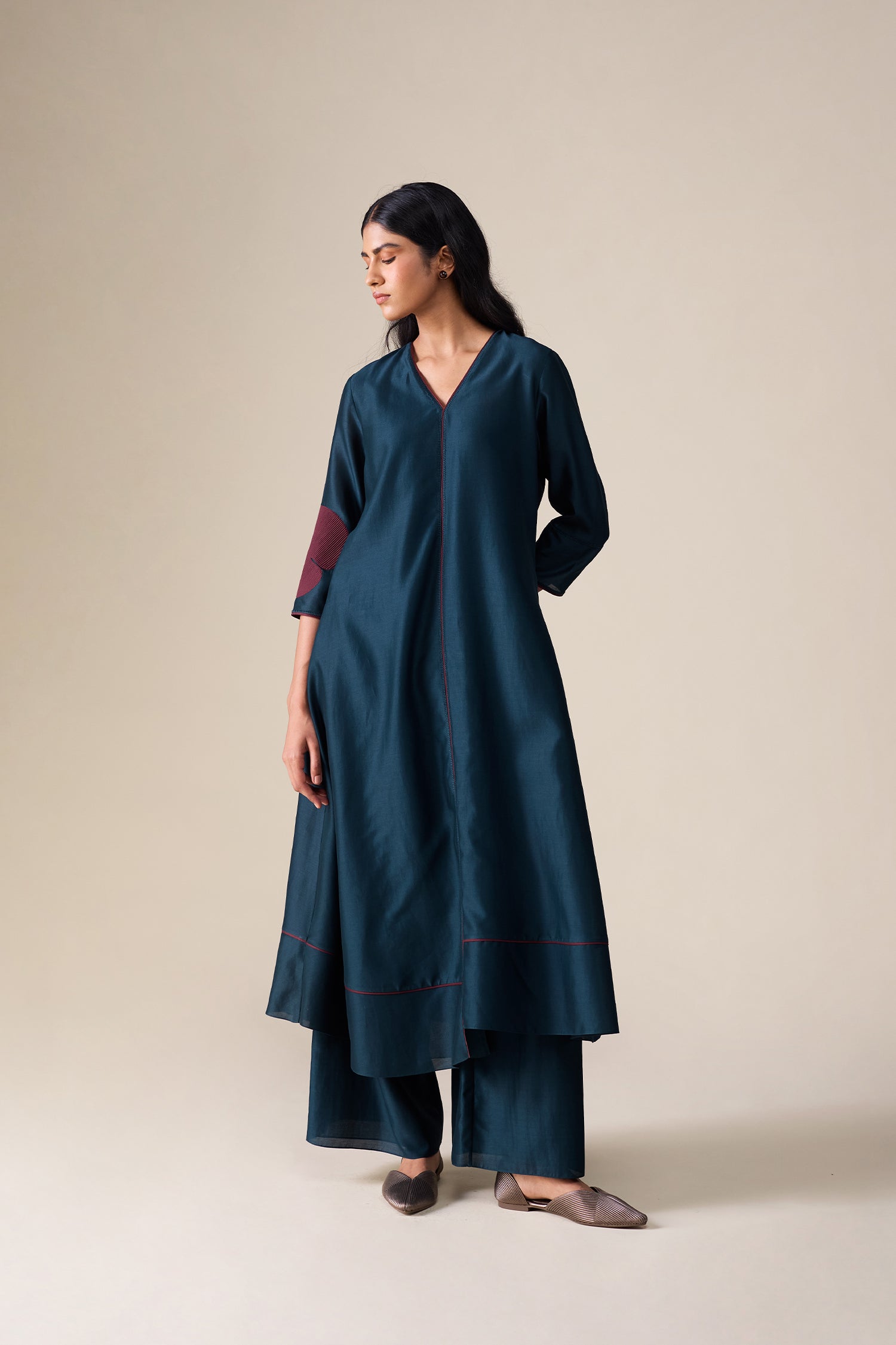 Chanderi Milap Kurta Set – Black