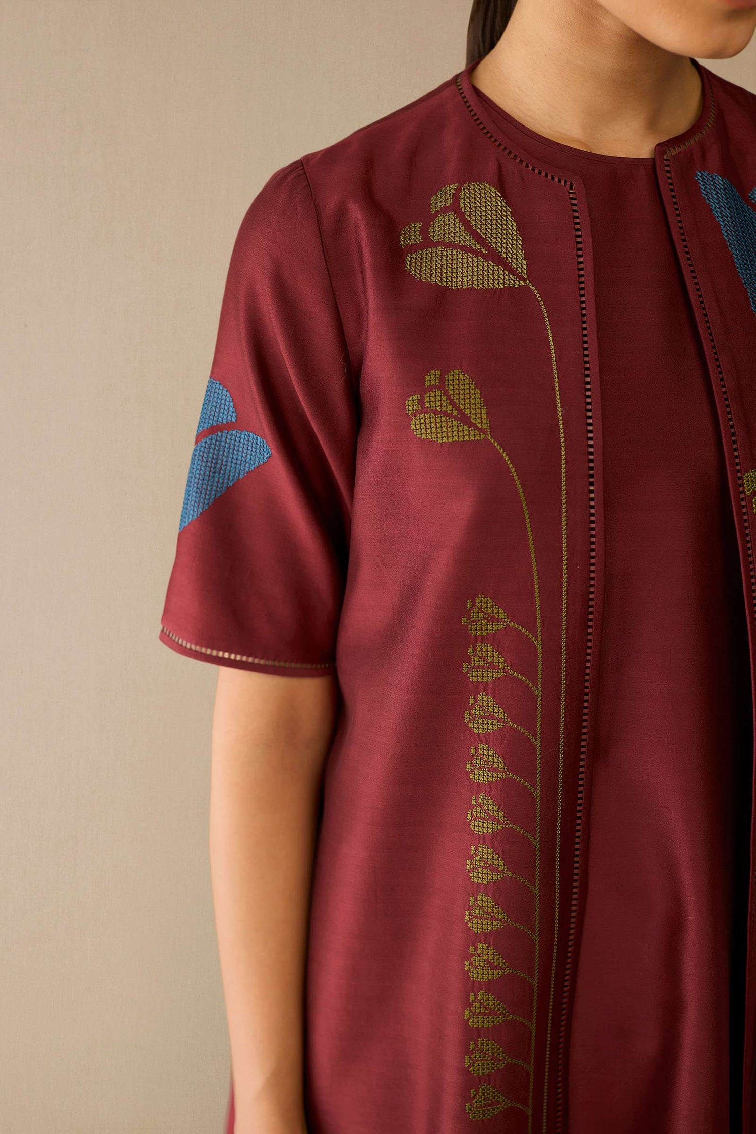  Chanderi Atara Jacket Set – Red