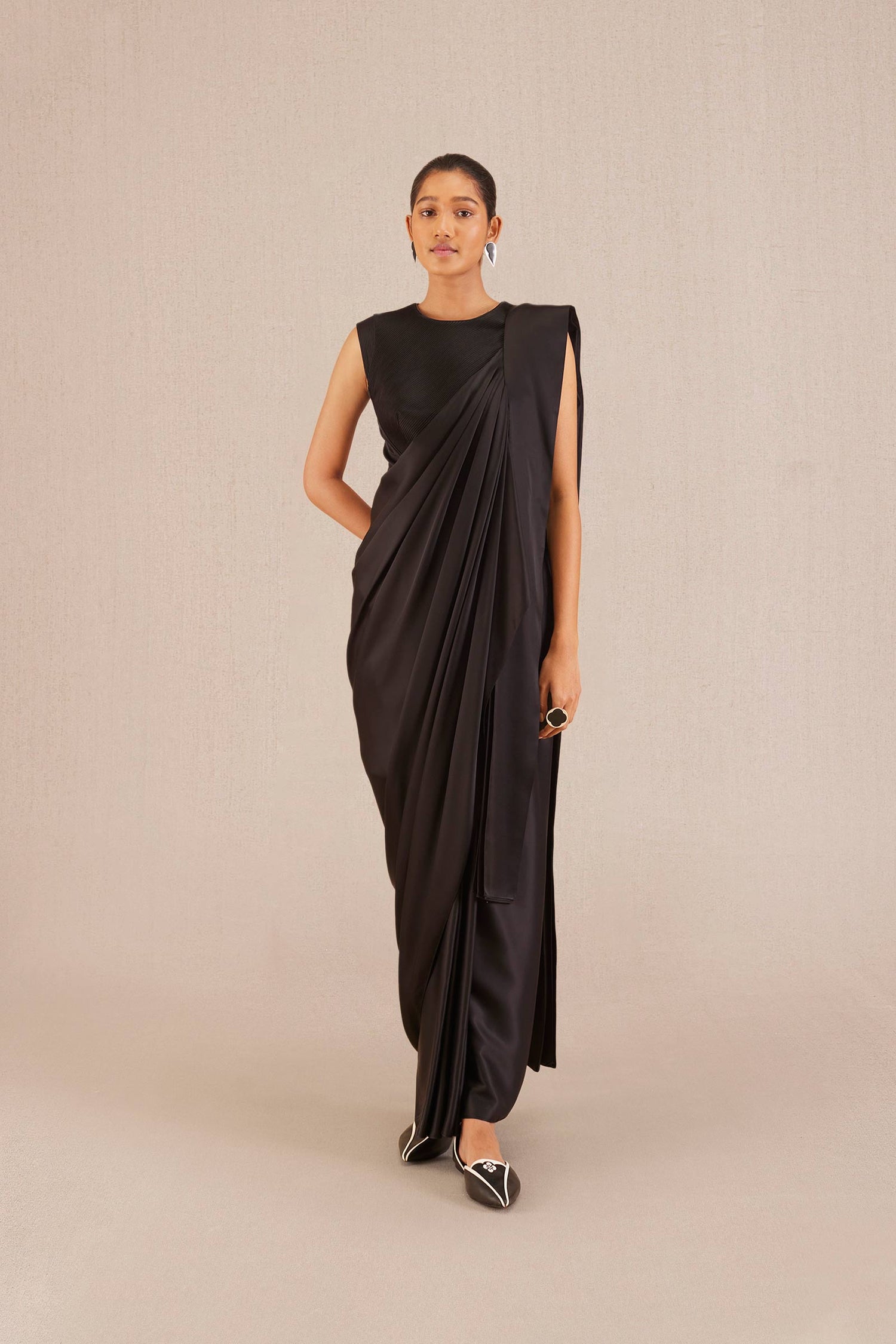 Ila Saree - Black 
