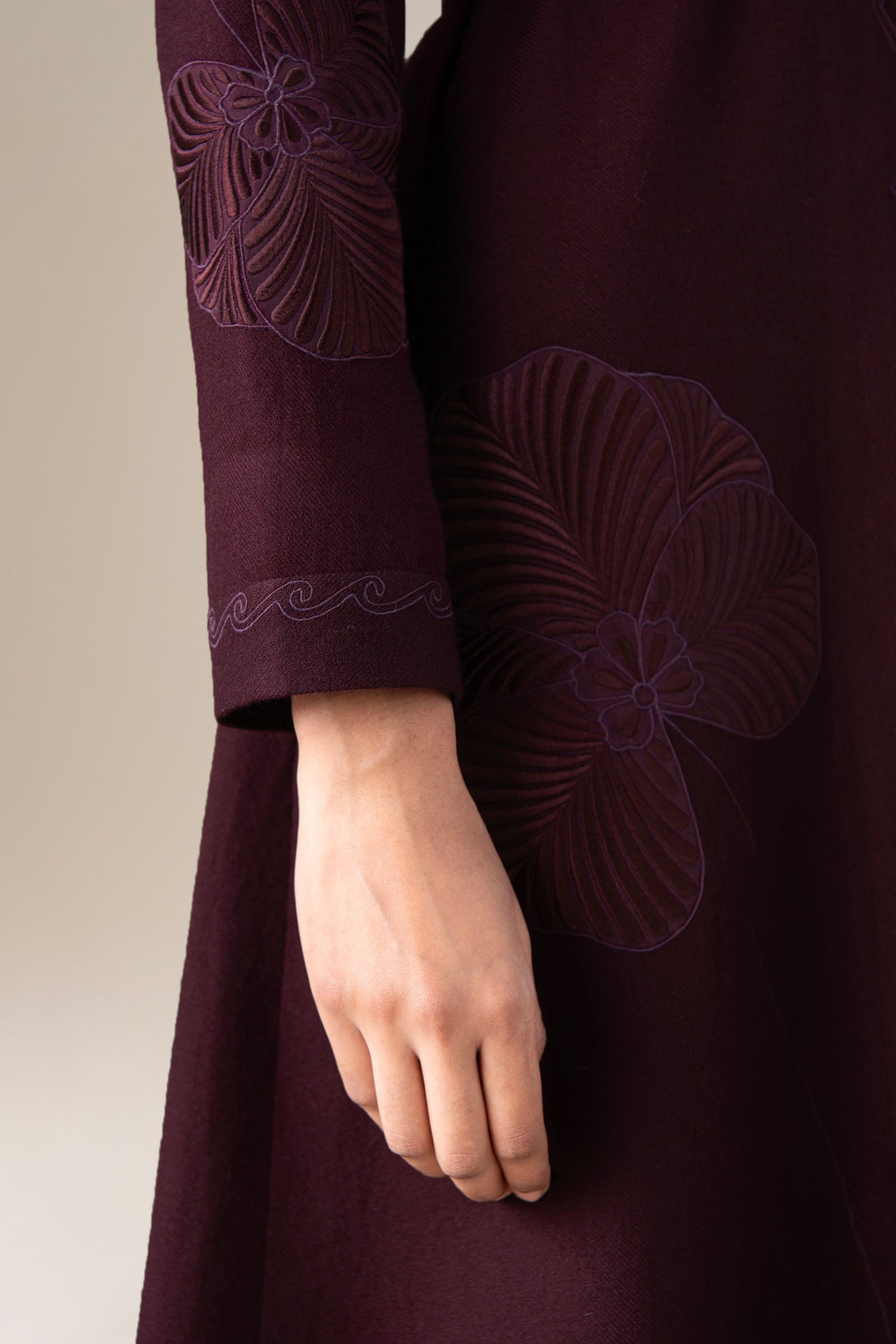  Wool Nahid Jacket Set – Red