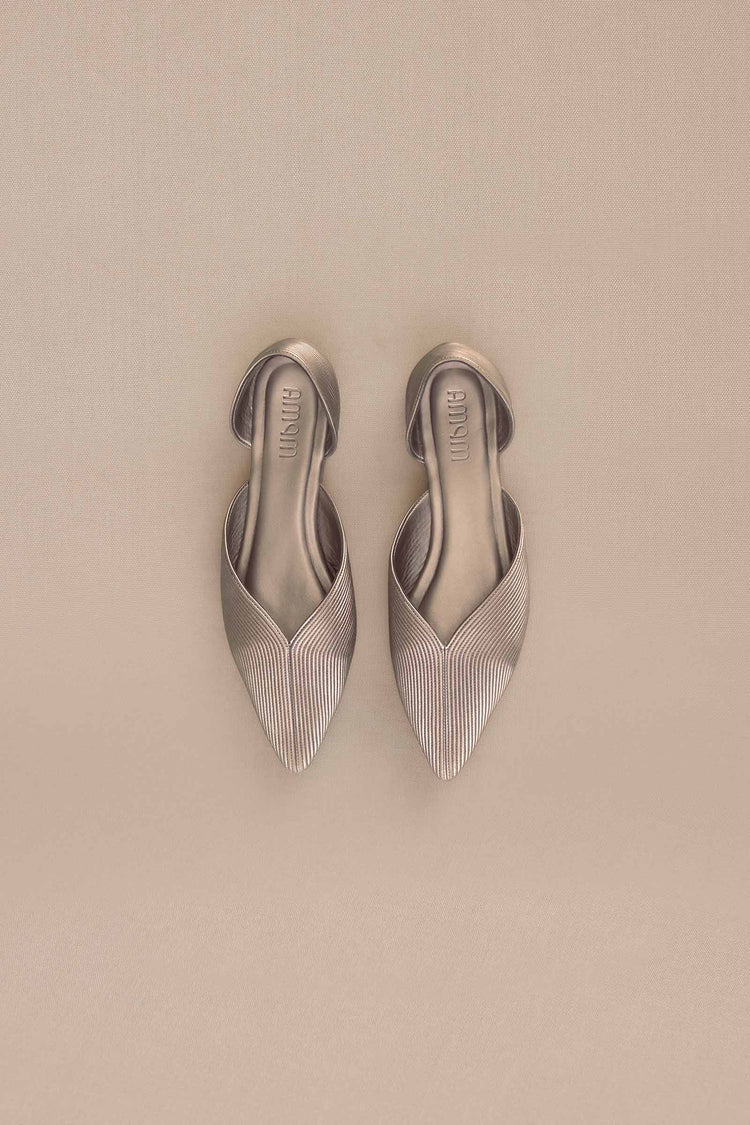 Zahra Point-toe Flats - Metallic Toosh