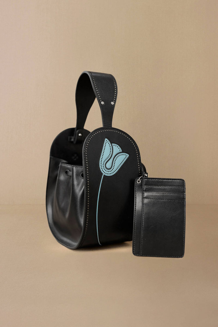 Zyra Wristlet