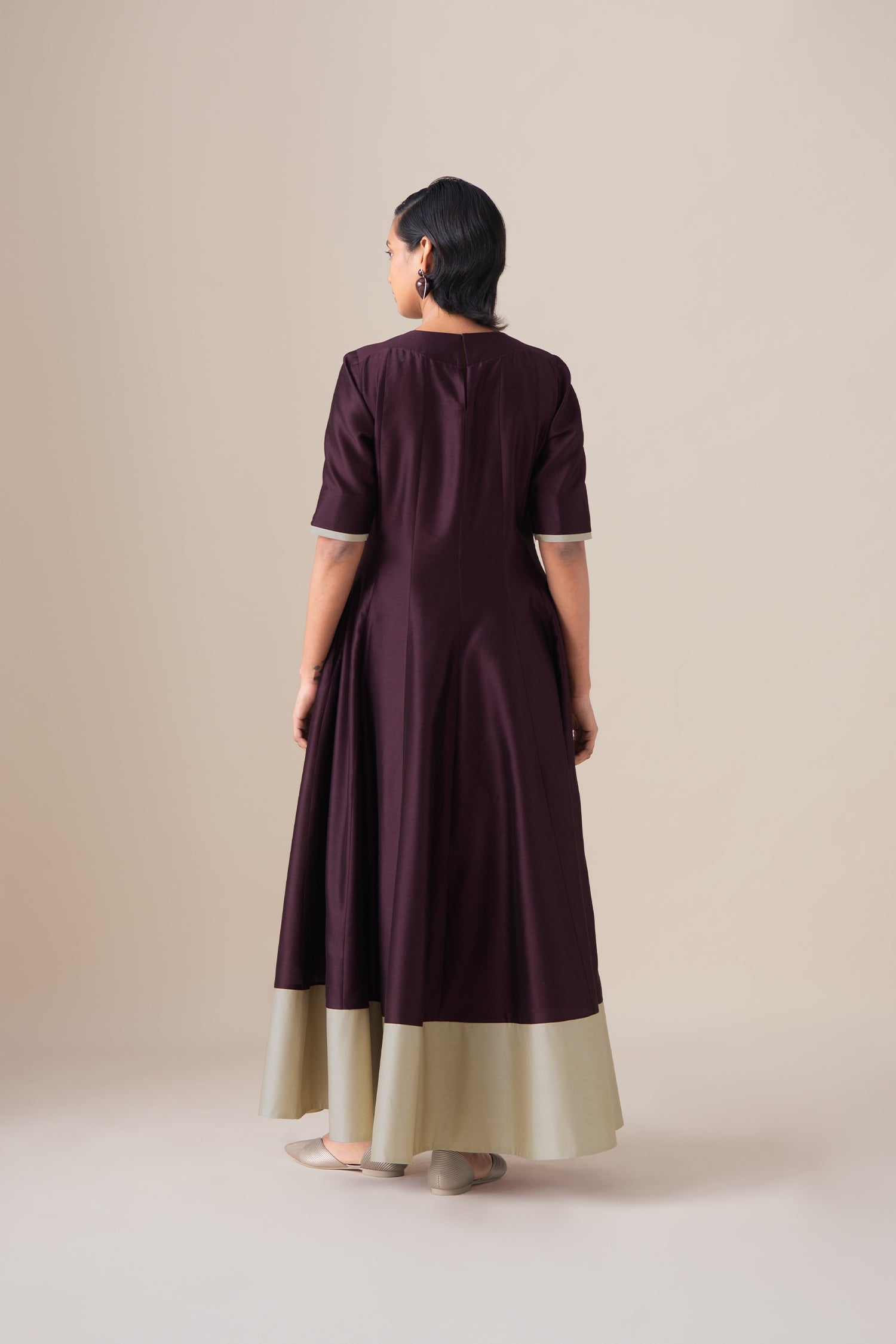  Chanderi Omira Kurta Set – Red