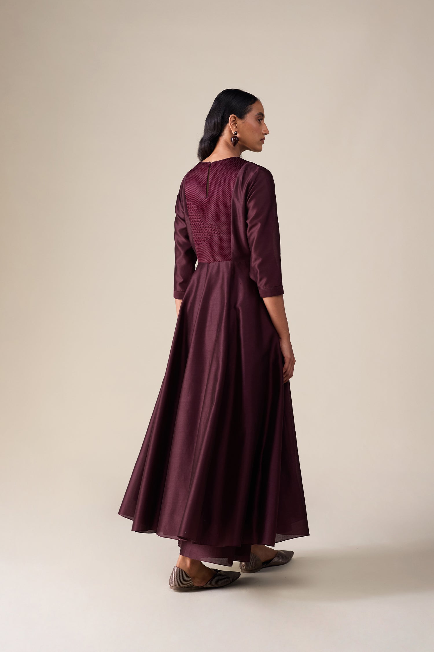  Chanderi Dilana Kurta Set – Black
