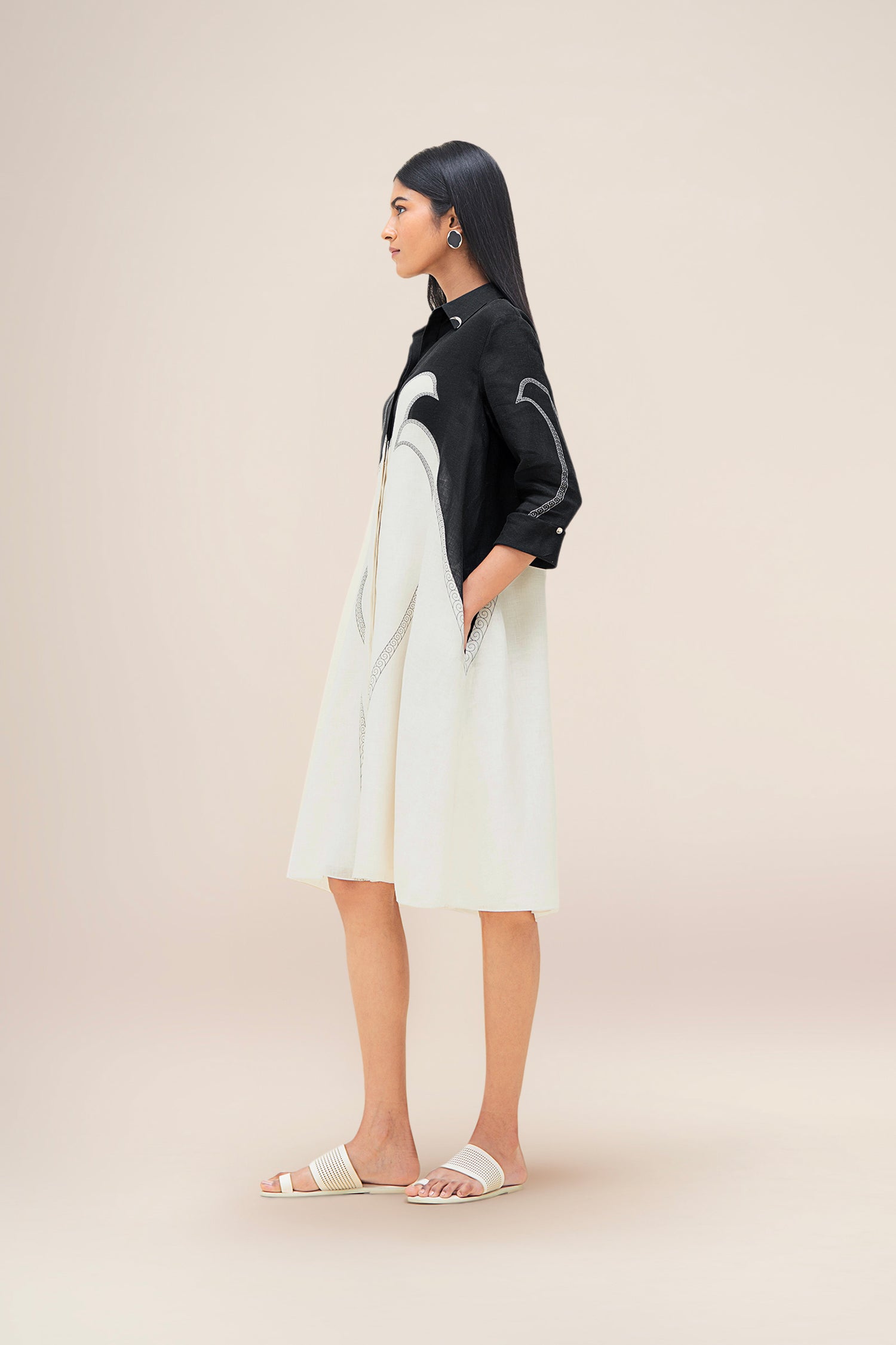  Linen Lark Dress – Black