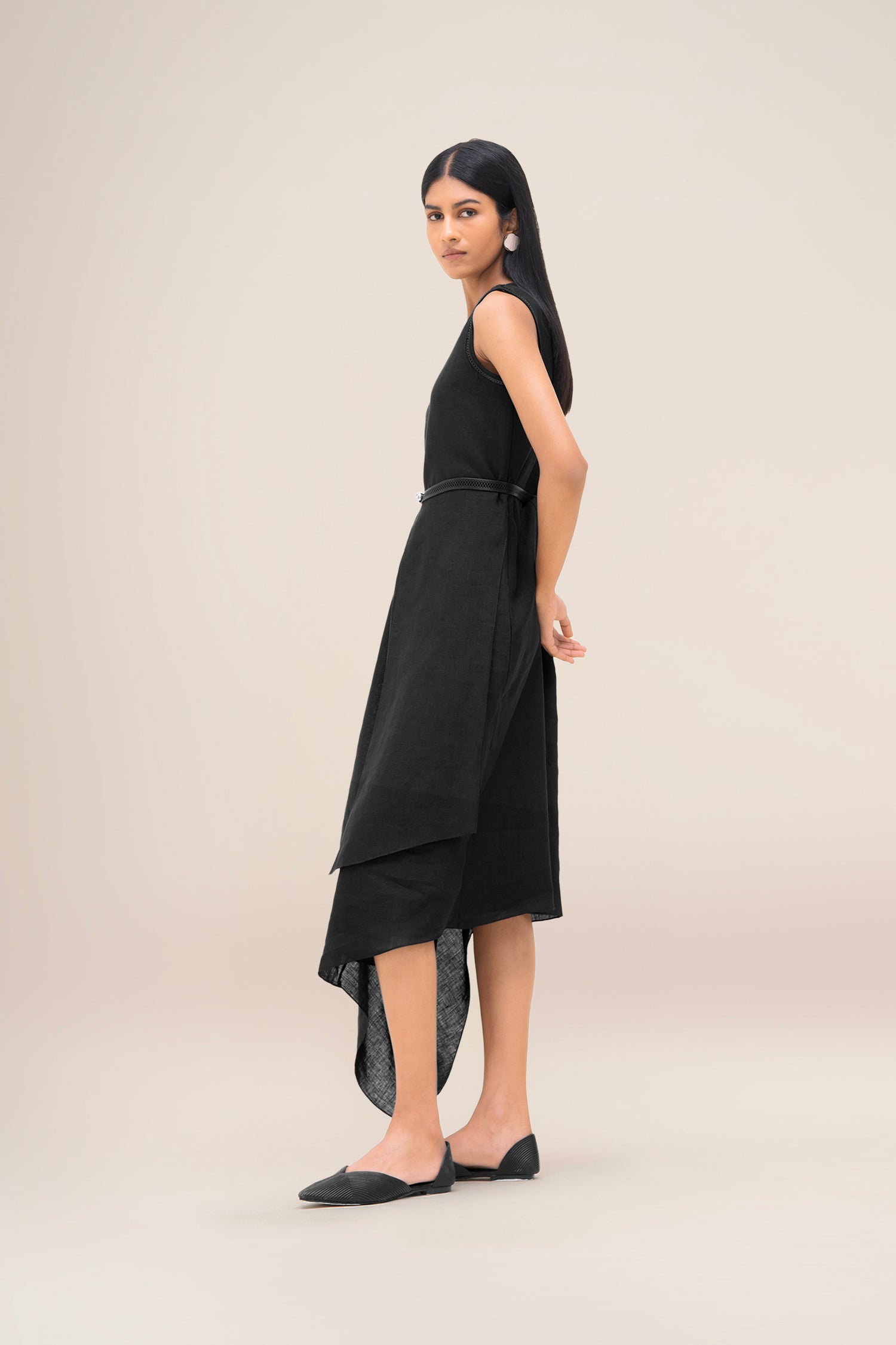  Linen Dove Dress – Black