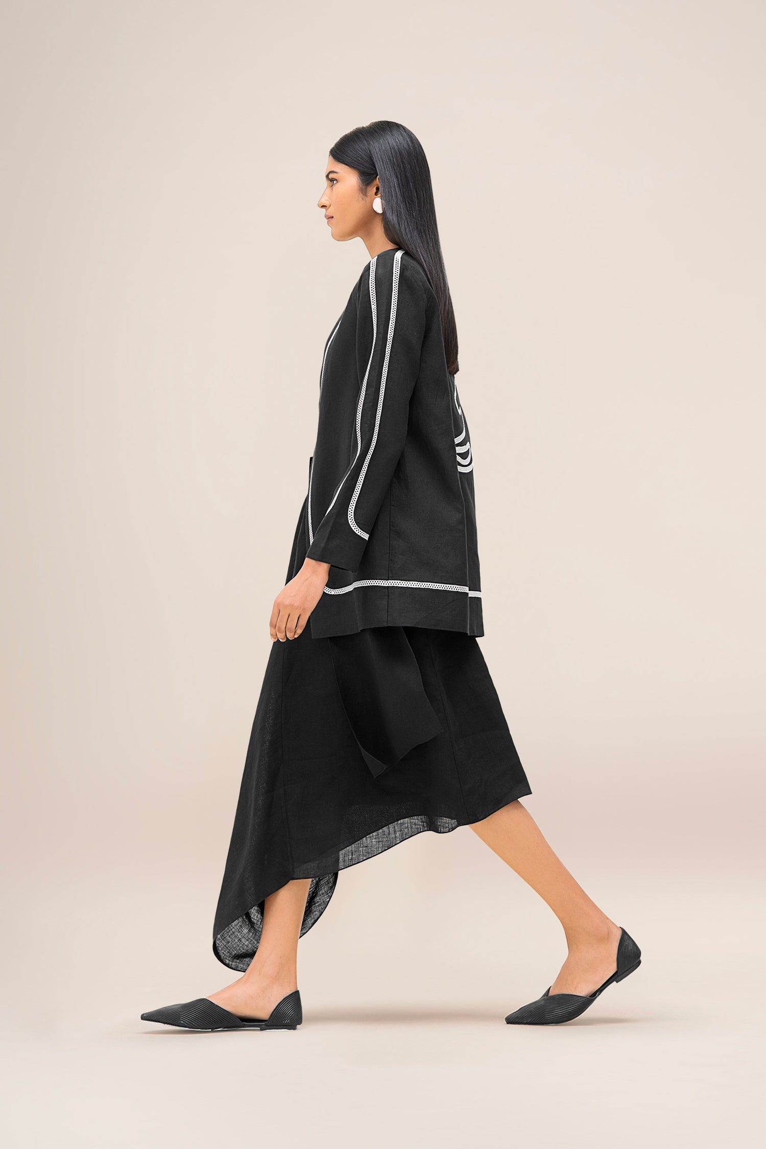  Linen Vivia Jacket – Black