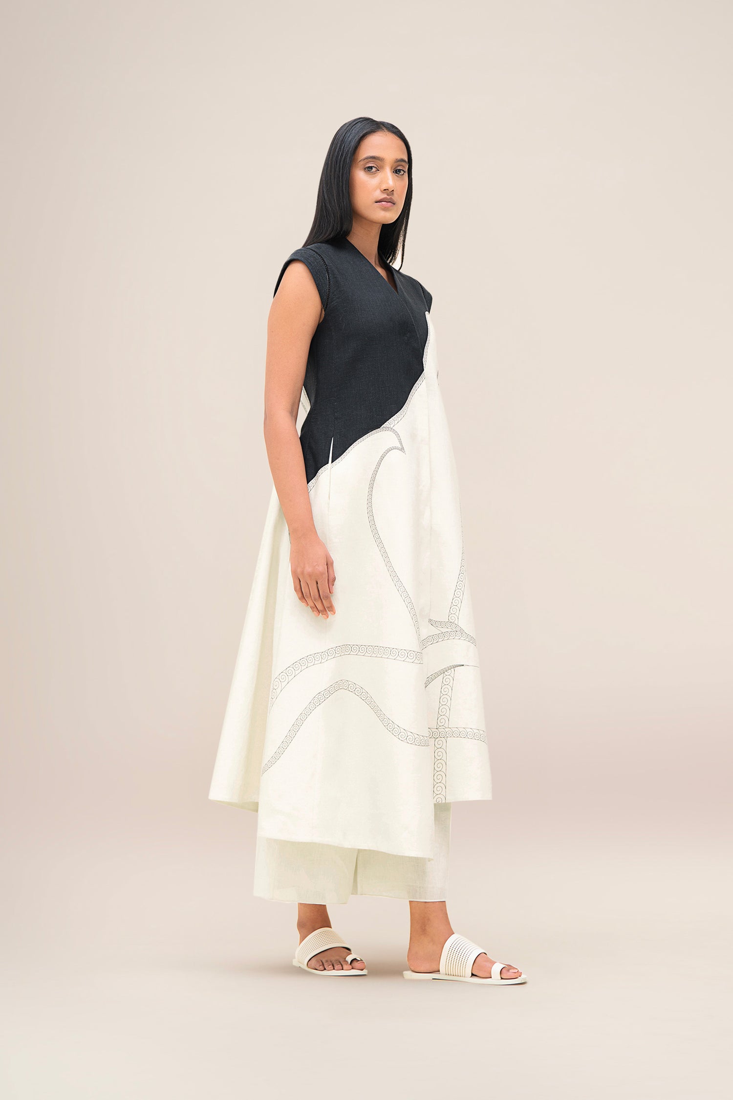  Linen Swan Jacket Set – Ivory