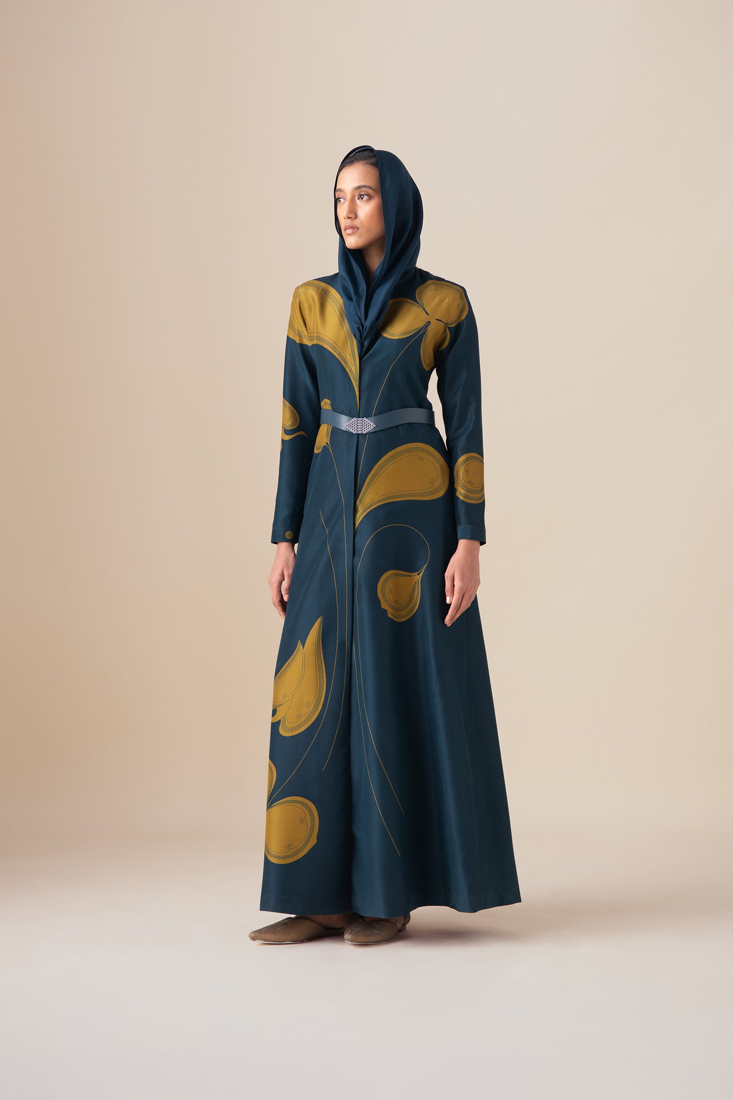  Habutai Saeeda Abaya Set – Blue