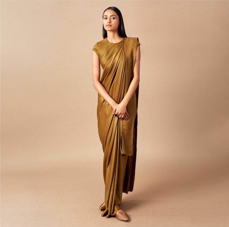 Buy Athena Metallic Gold & White One Minute Saree Online – ONE MINUTE SAREE  INDIA