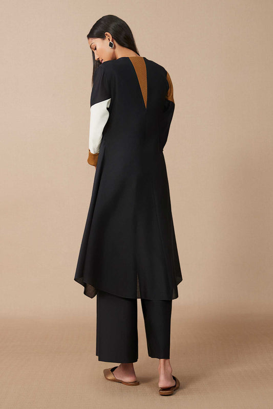 Naaila Wrap Tunic Set