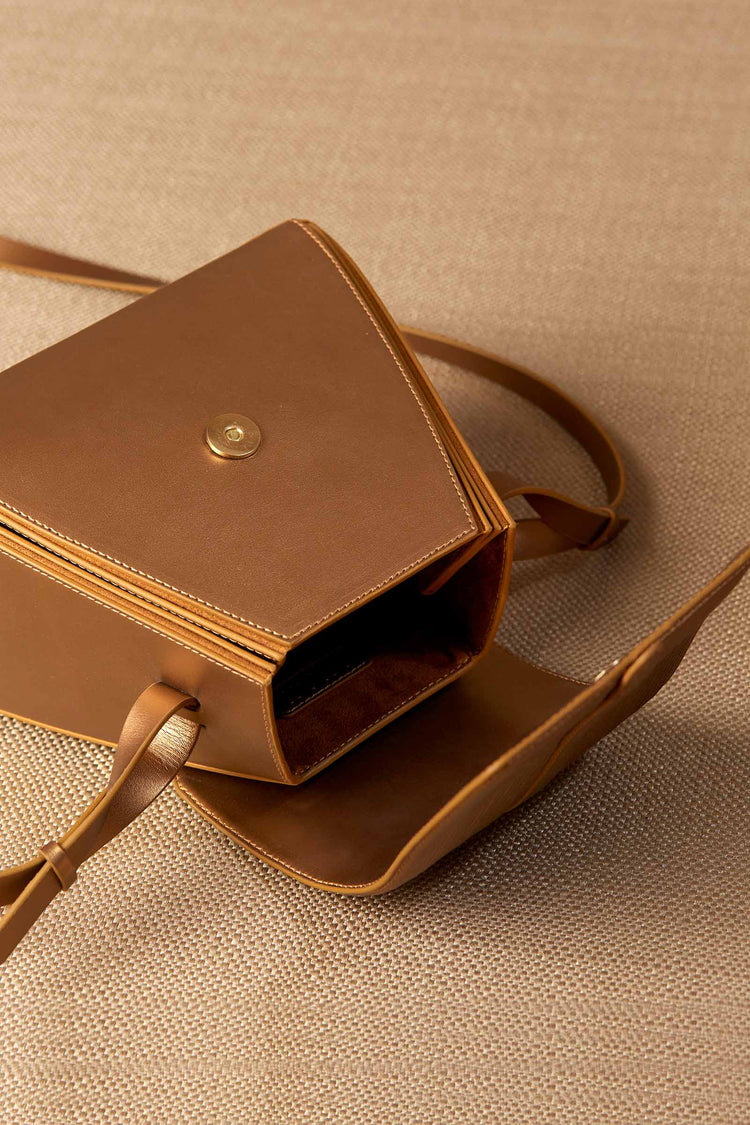 Naia Shoulder Bag